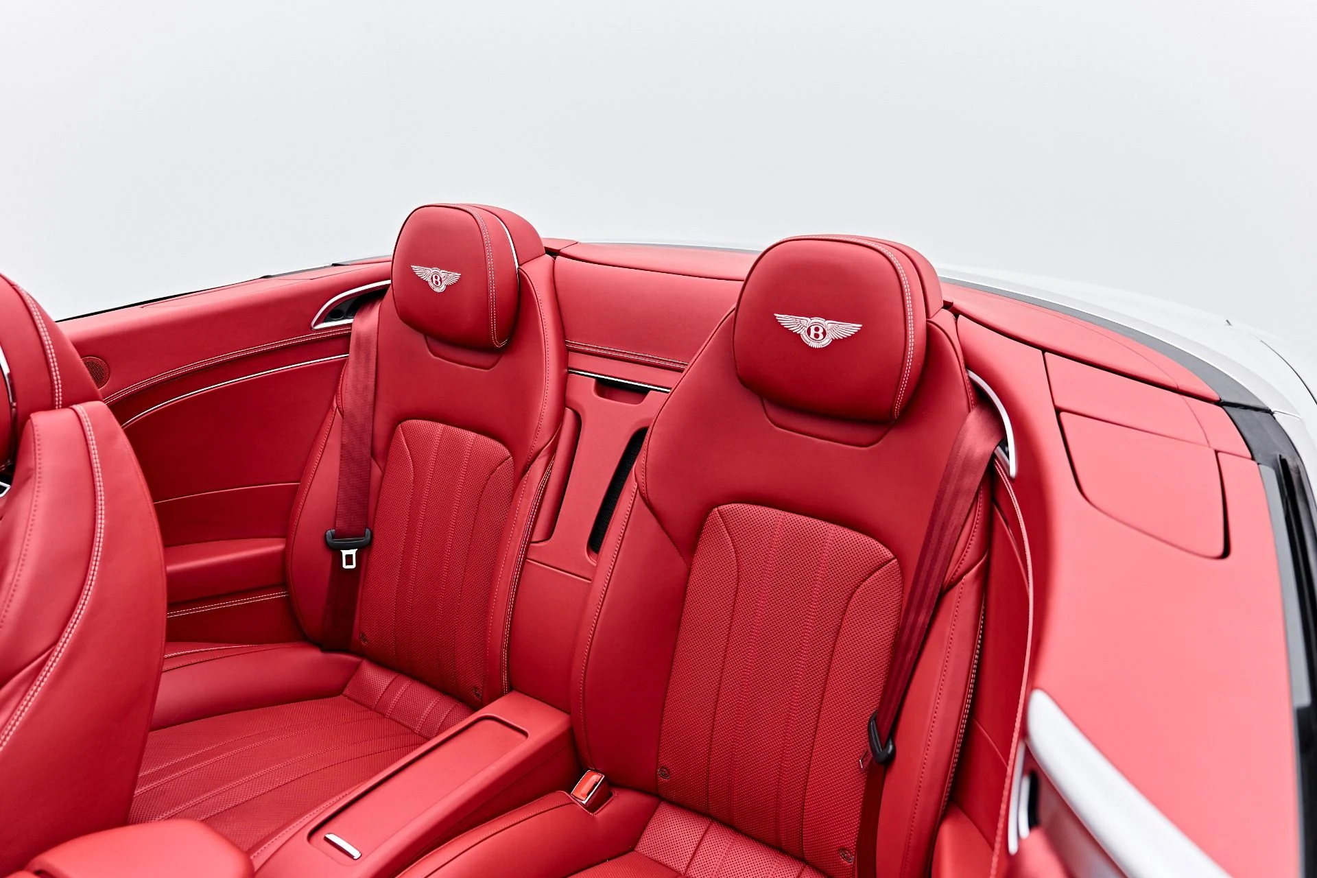 mph074_3074082247_Used_2023_Bentley_Continental_GT_V8_1789625285_49df8546ff