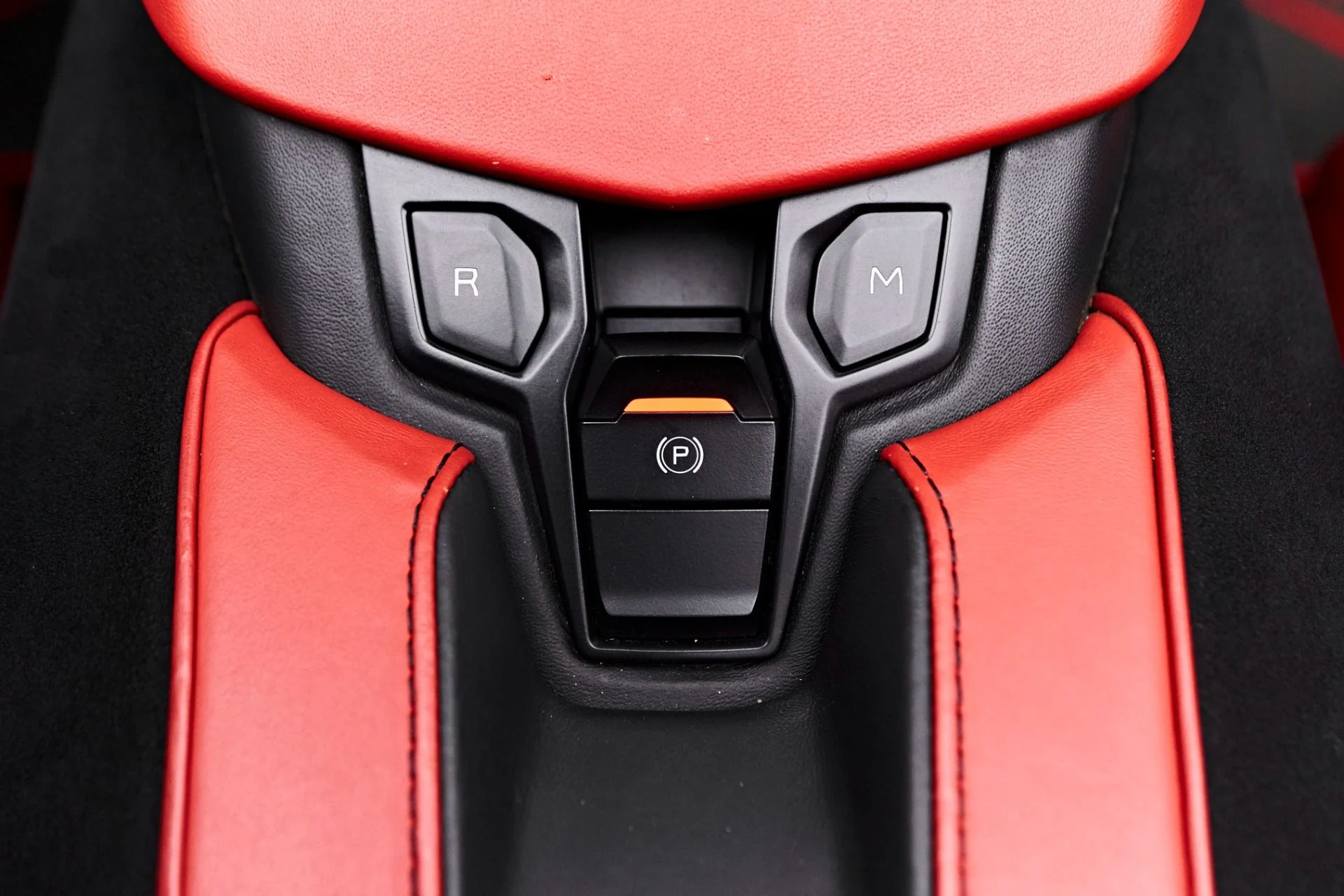 mph074_3077635419_Used_2021_Lamborghini_Aventador_SVJ_Base_1722739728_f14eab9cf2