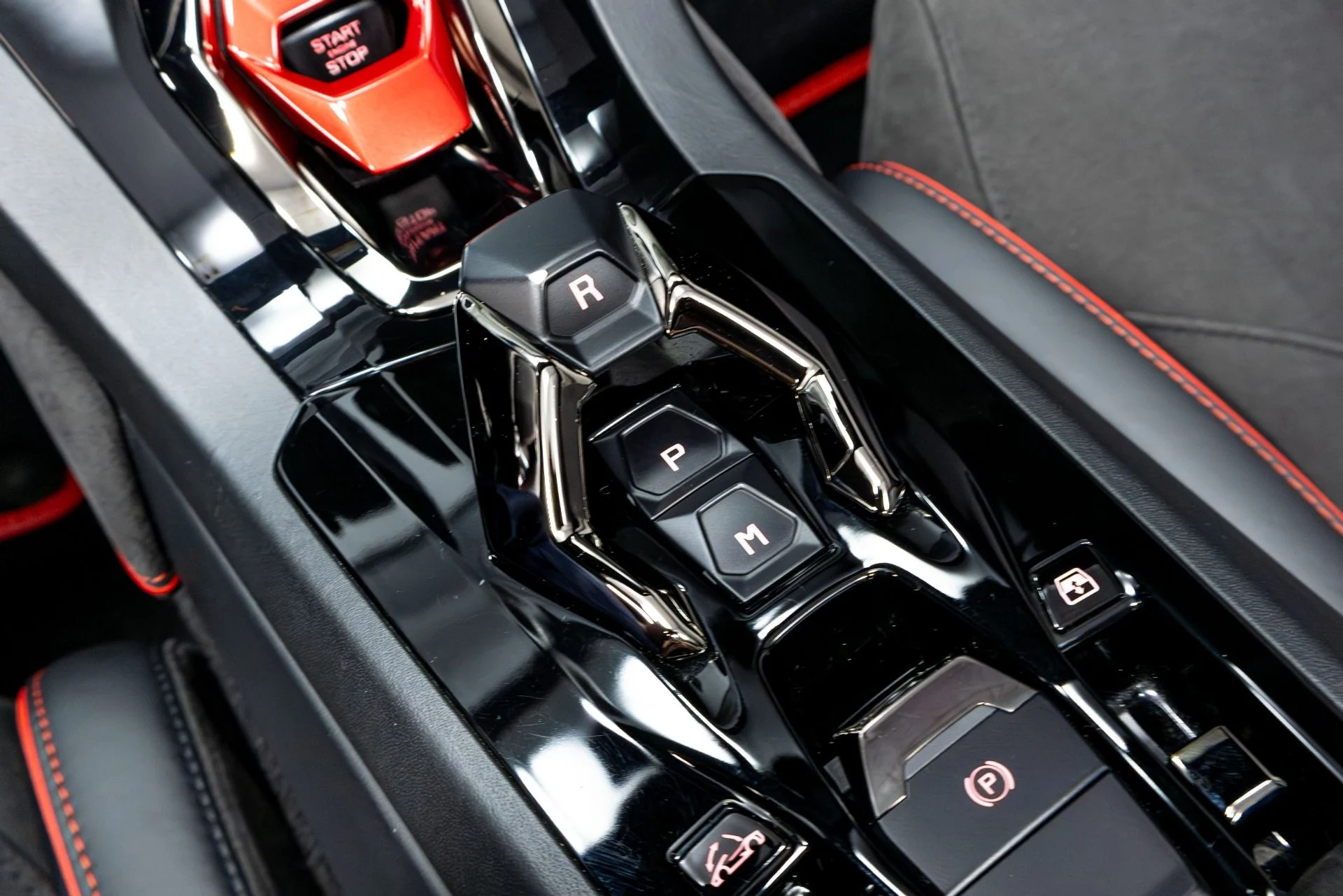 mph074_3112807090_Used_2020_Lamborghini_Huracan_EVO_1774302788_caae3cac76