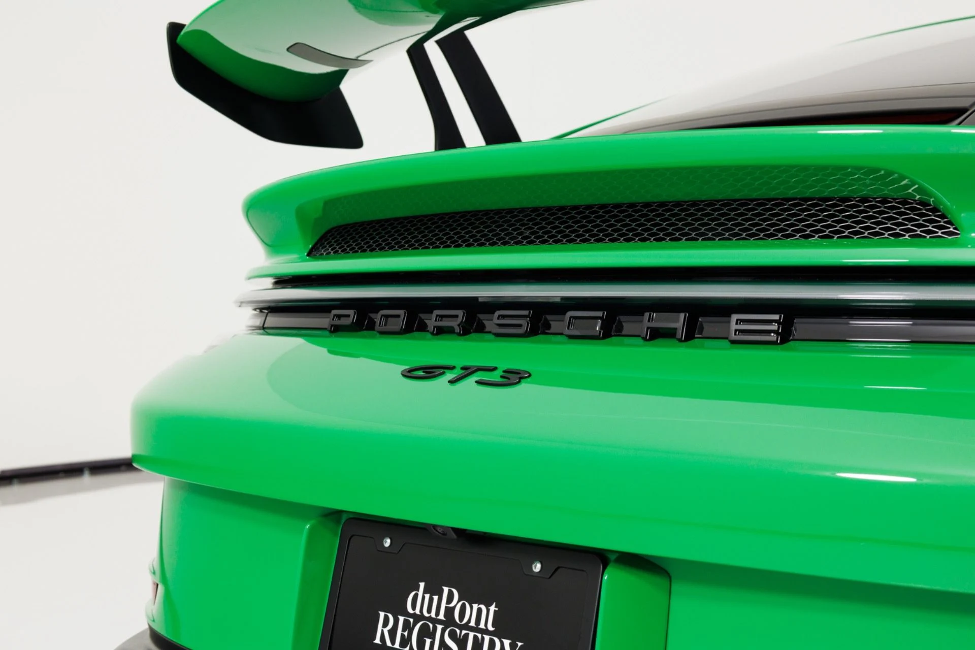mph074_3116312725_Used_2022_Porsche_911_GT_3_1781204547_0aaabed165