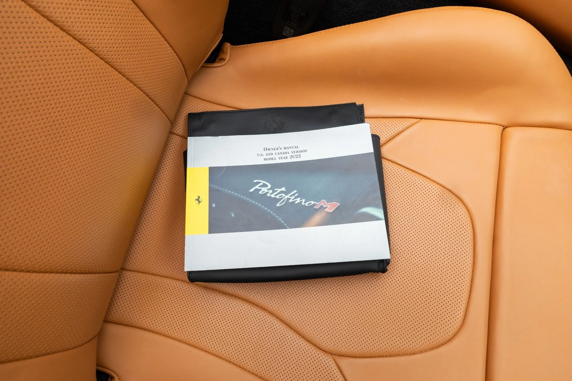 mph074_3281498393_Used_2022_Ferrari_Portofino_M_1770268435_4e1b163362