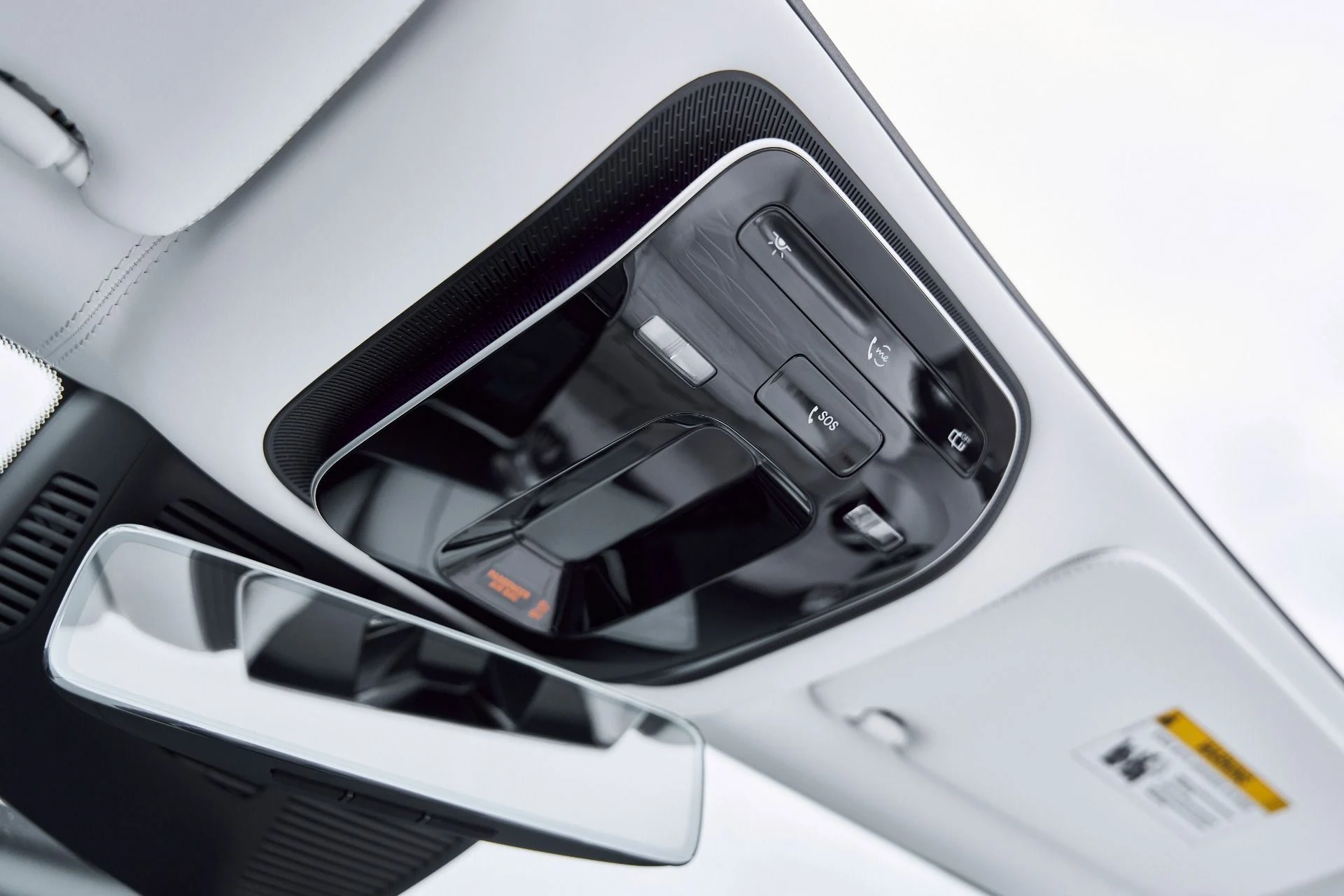 mph074_3358629108_Used_2026_Mercedes_Benz_SL_Class_Maybach_SL_680_1767218186_473dfeaebc