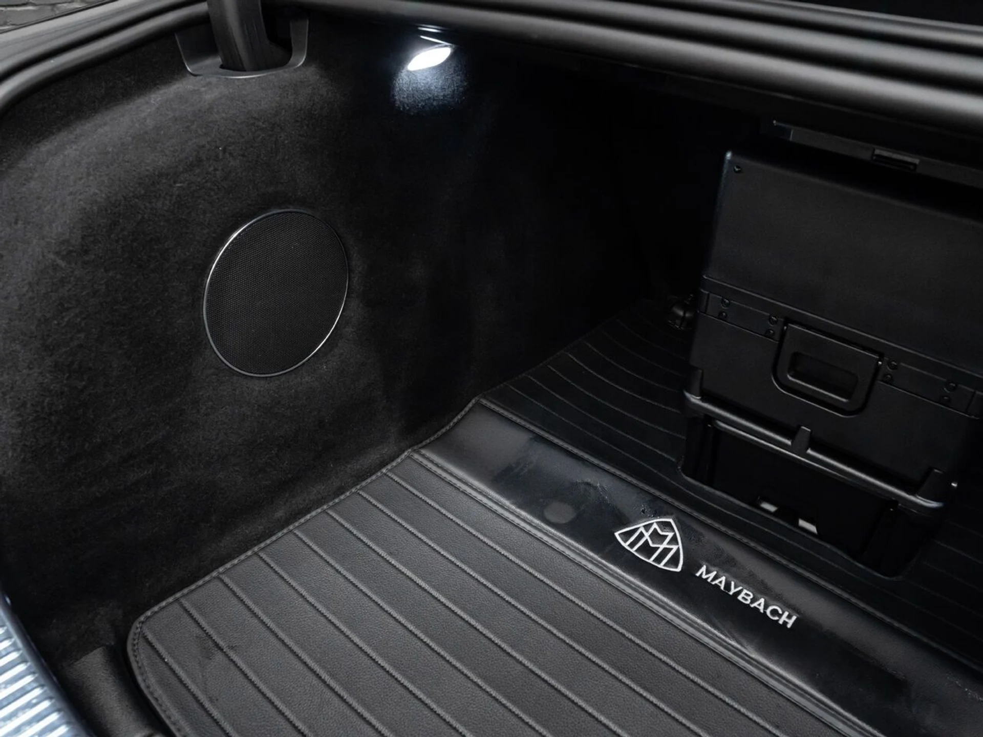 mph074_3456322112_mercedes_benz_s_class_2023_af61b2ff2b