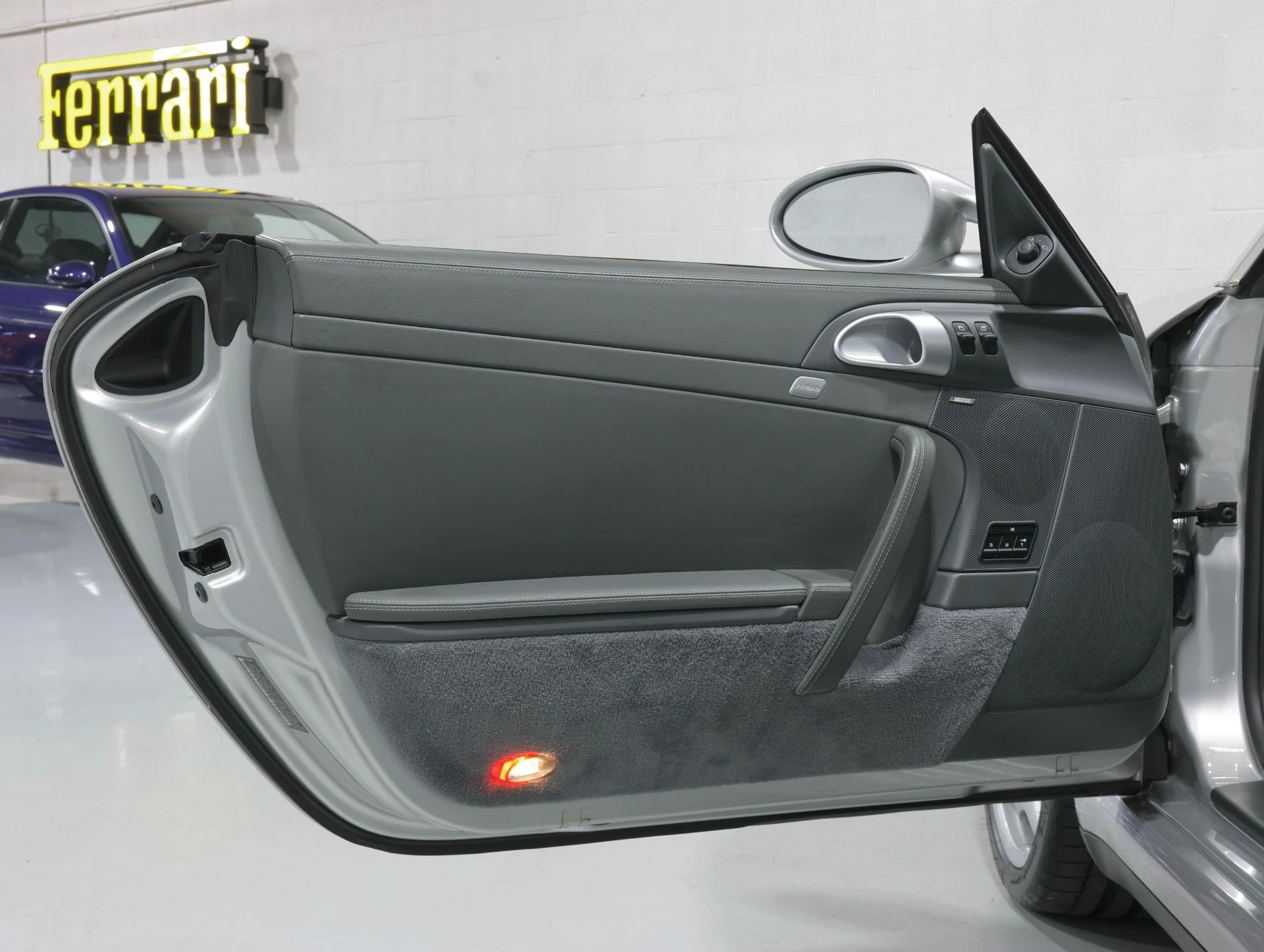 mph074_3483669982_Used_2007_Porsche_911_Targa_4_Coming_Soon_To_Bring_A_Trailer_1775151743_4f3ed1e97a