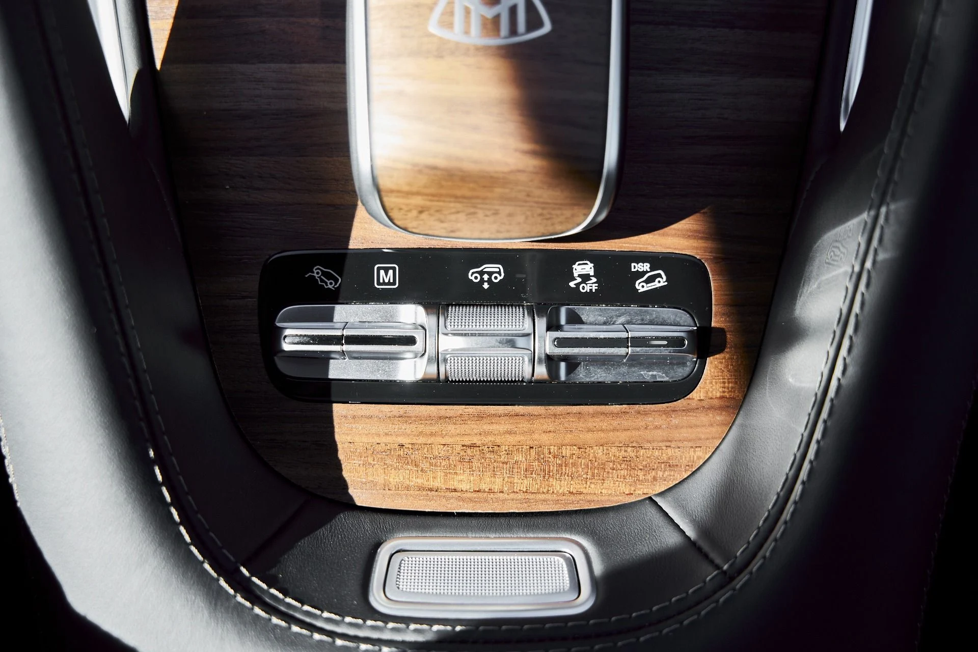 mph074_3536188212_Used_2025_Mercedes_Benz_GLS_Maybach_GLS_600_1771467937_89bbb9d345