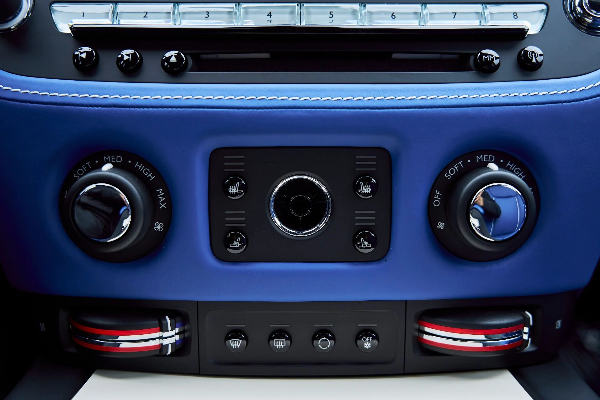 mph074_3575060435_Used_2019_Rolls_Royce_Ghost_Base_1767224393_37a9762bb5