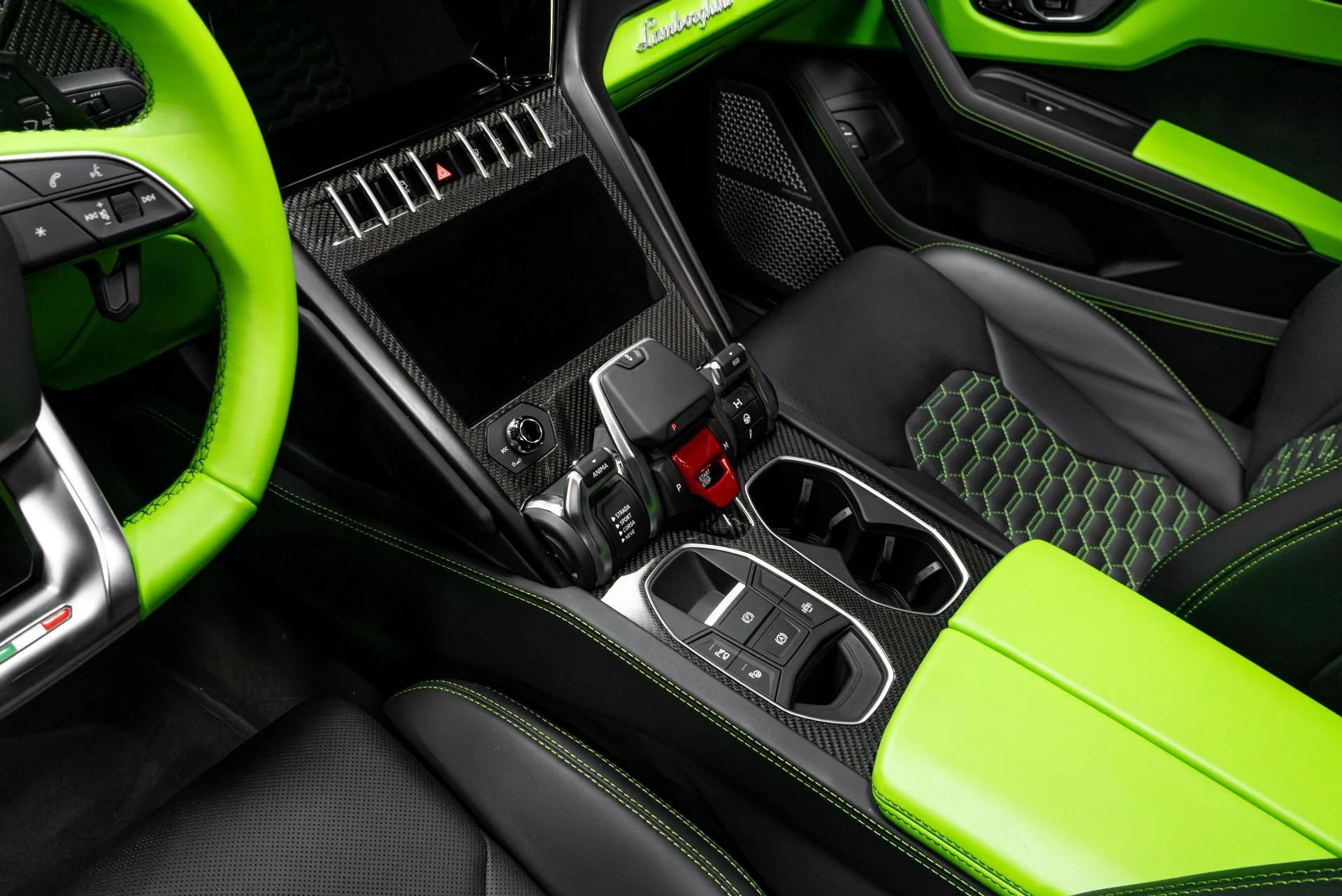 mph074_3682498899_Used_2022_Lamborghini_Urus_1771543126_cac46ac94b