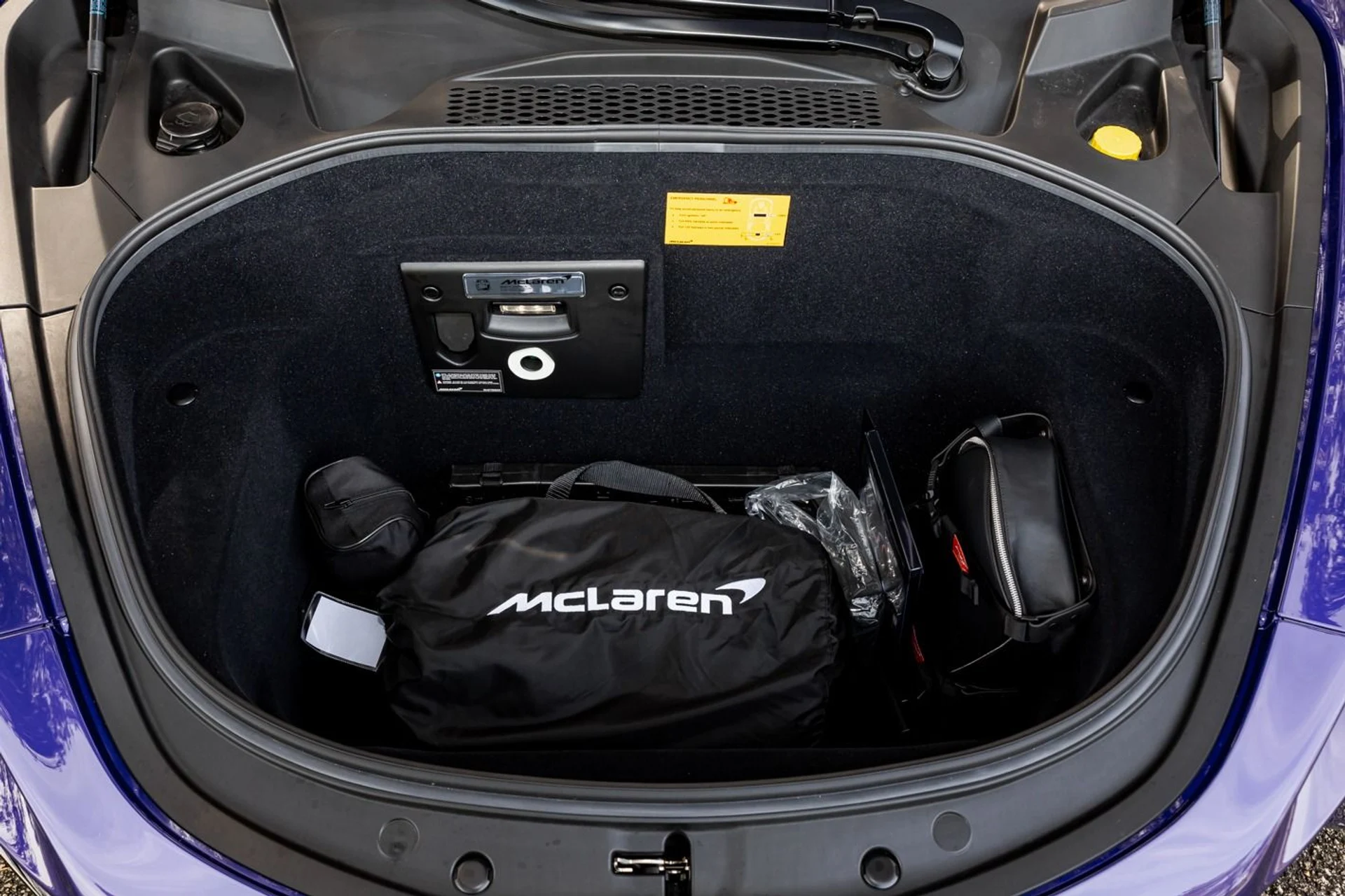 mph074_3875842883_362_p75_l_39111b83c9