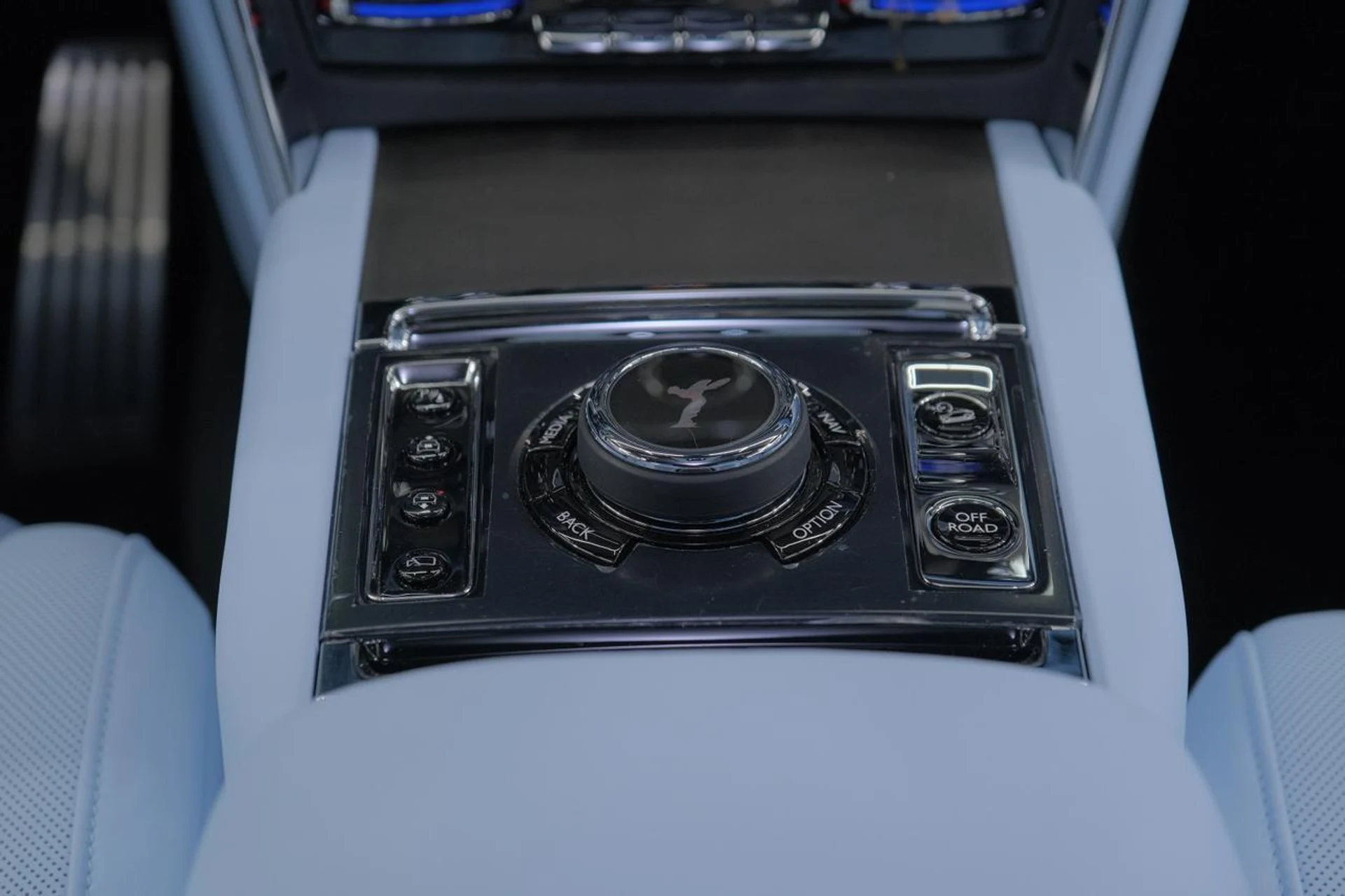 mph074_3897745011_c0c6d38a1026c8fc2d0a3156ee26565f_4ef9b148e2