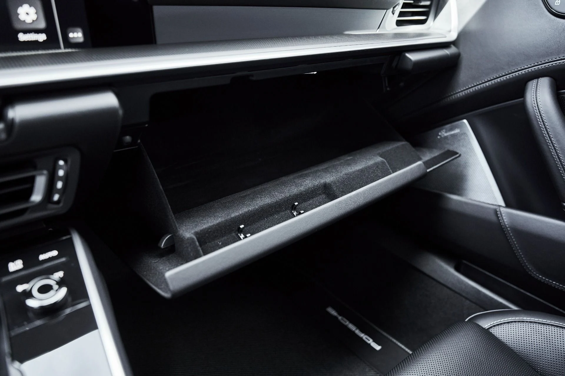 mph074_4008394131_Used_2024_Porsche_911_Turbo_S_1774640341_ec7503d41c