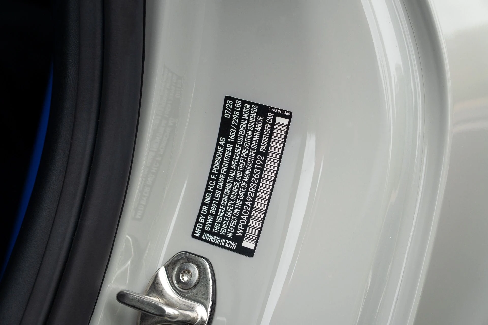 mph074_4058091620_Used_2024_Porsche_911_GT_3_1768339122_87141d878e