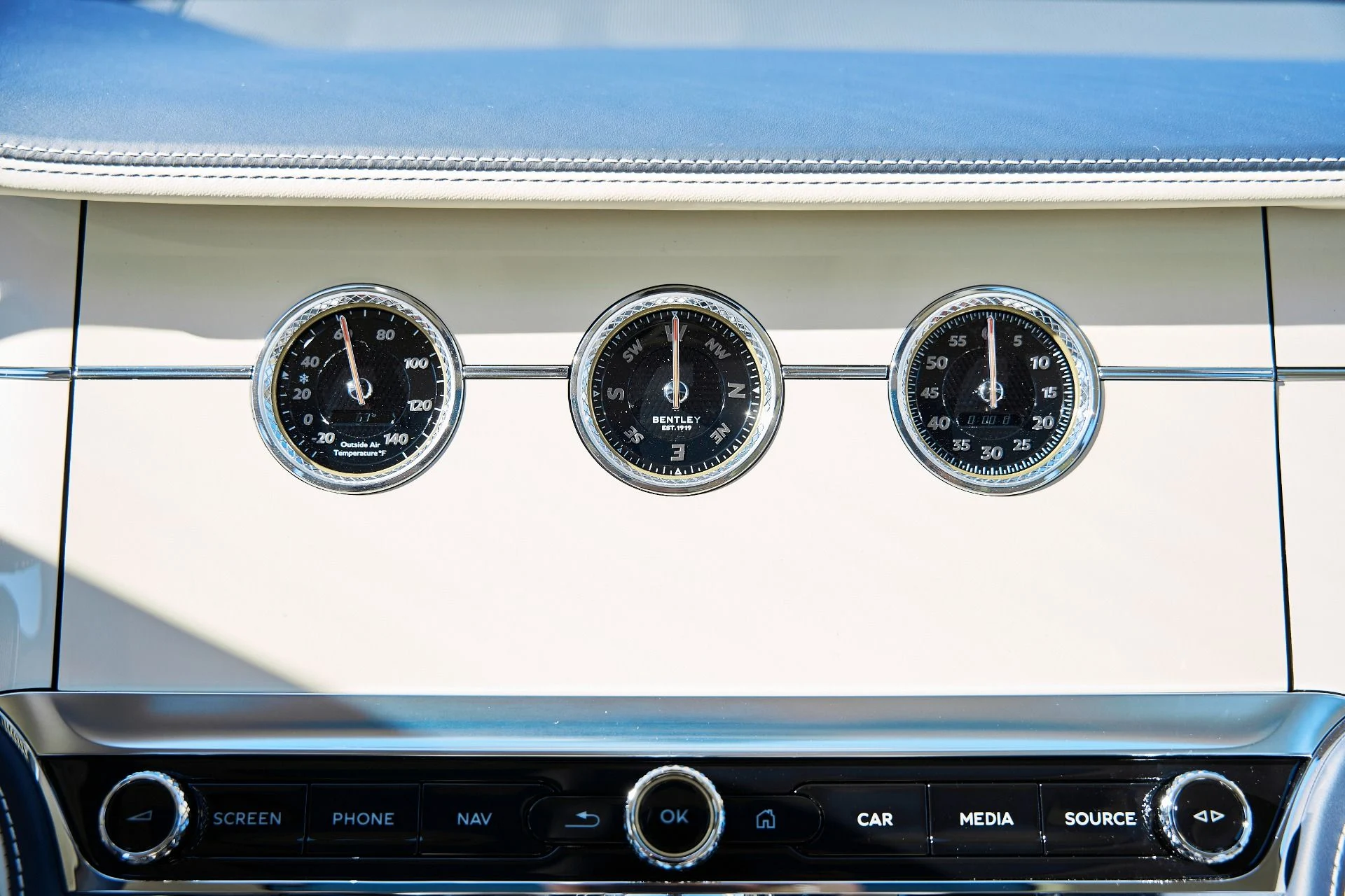 mph074_4100384227_Used_2024_Bentley_Flying_Spur_Mulliner_V8_1768876683_92c83bb413