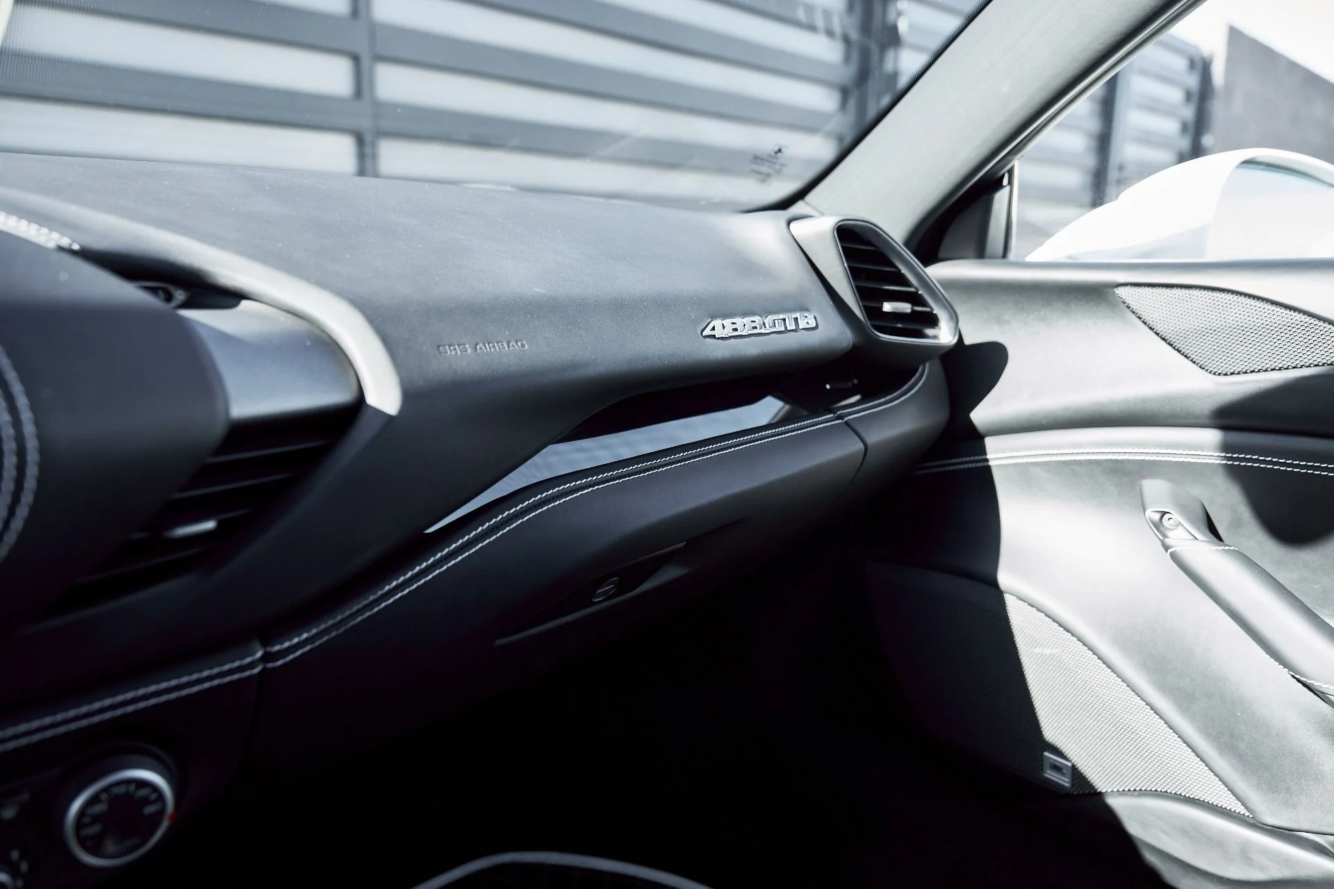 mph074_4137092394_Used_2017_Ferrari_488_GTB_1768271243_709834d87e