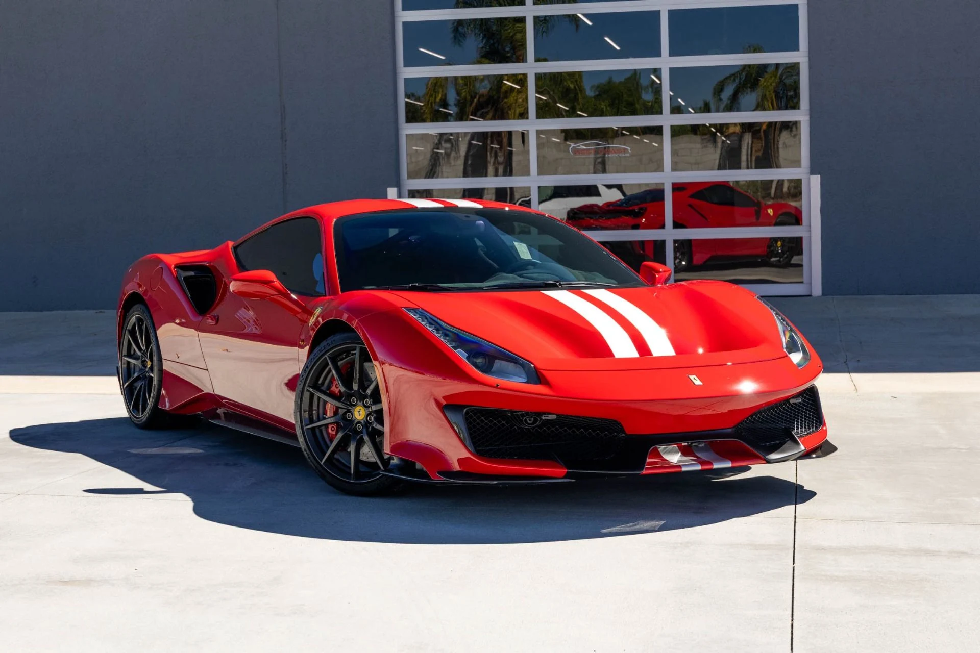mph074_4148590771_Used_2019_Ferrari_488_Pista_1760720843_727d7a64ee