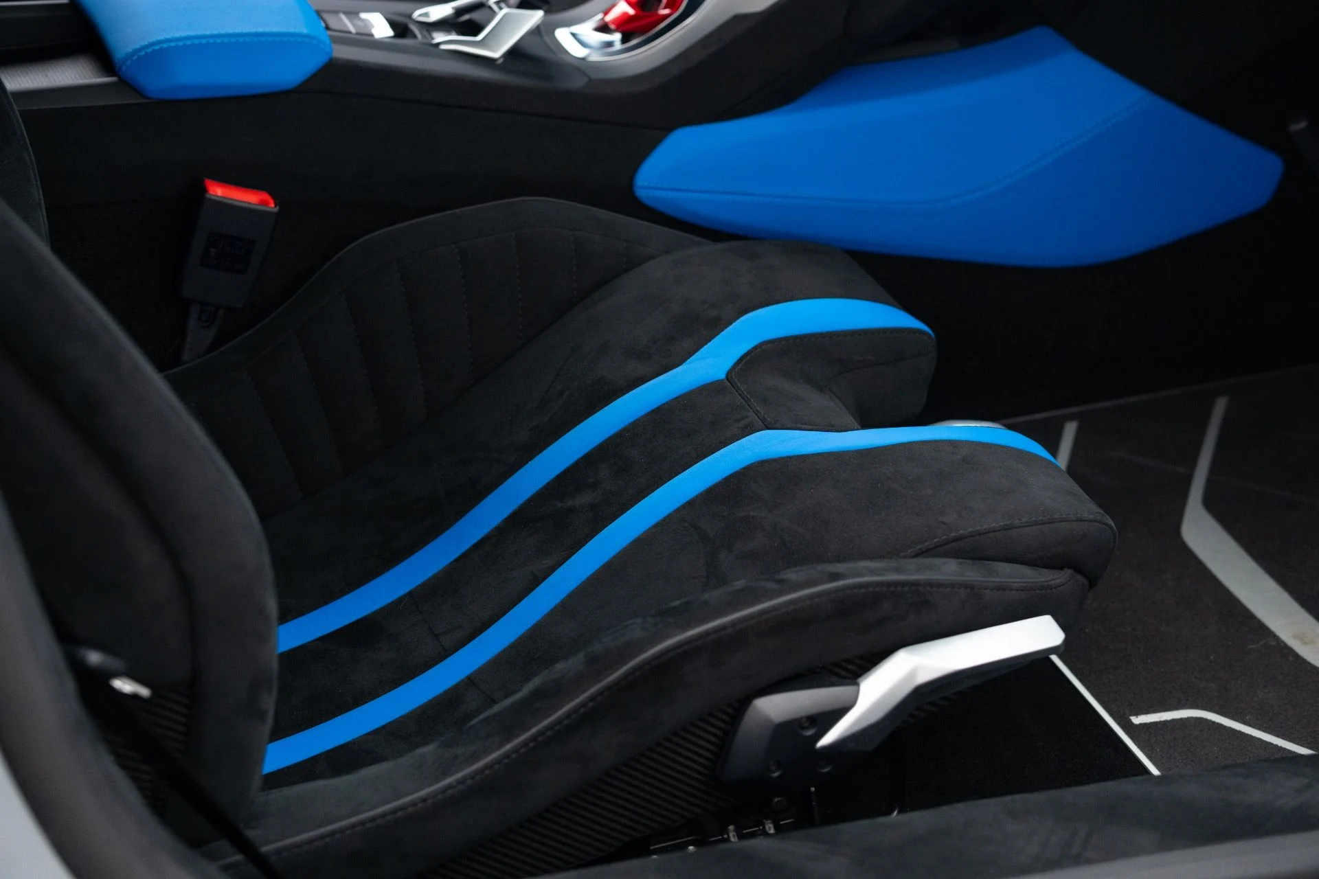 mph074_4168294299_Used_2023_Lamborghini_Huracan_STO_1770160431_4a59929d05