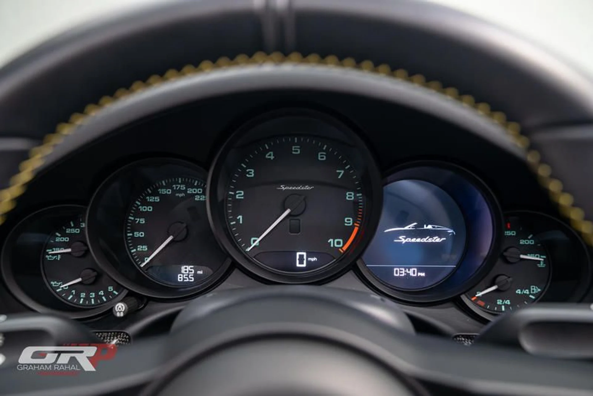 mph074_4198331251_07_A6323_C_C8_E5_4146_A978_A811_B6_D1_EDE_9_8dc0790397