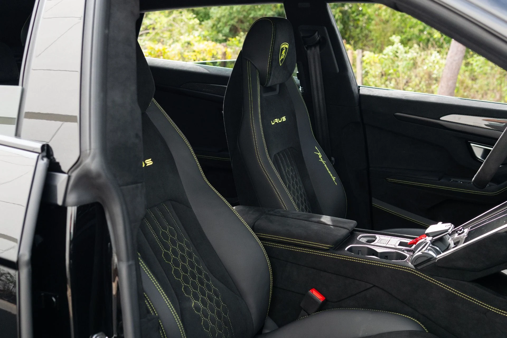 mph074_4223112269_Used_2024_Lamborghini_Urus_Performante_1774062617_aaabfb0036