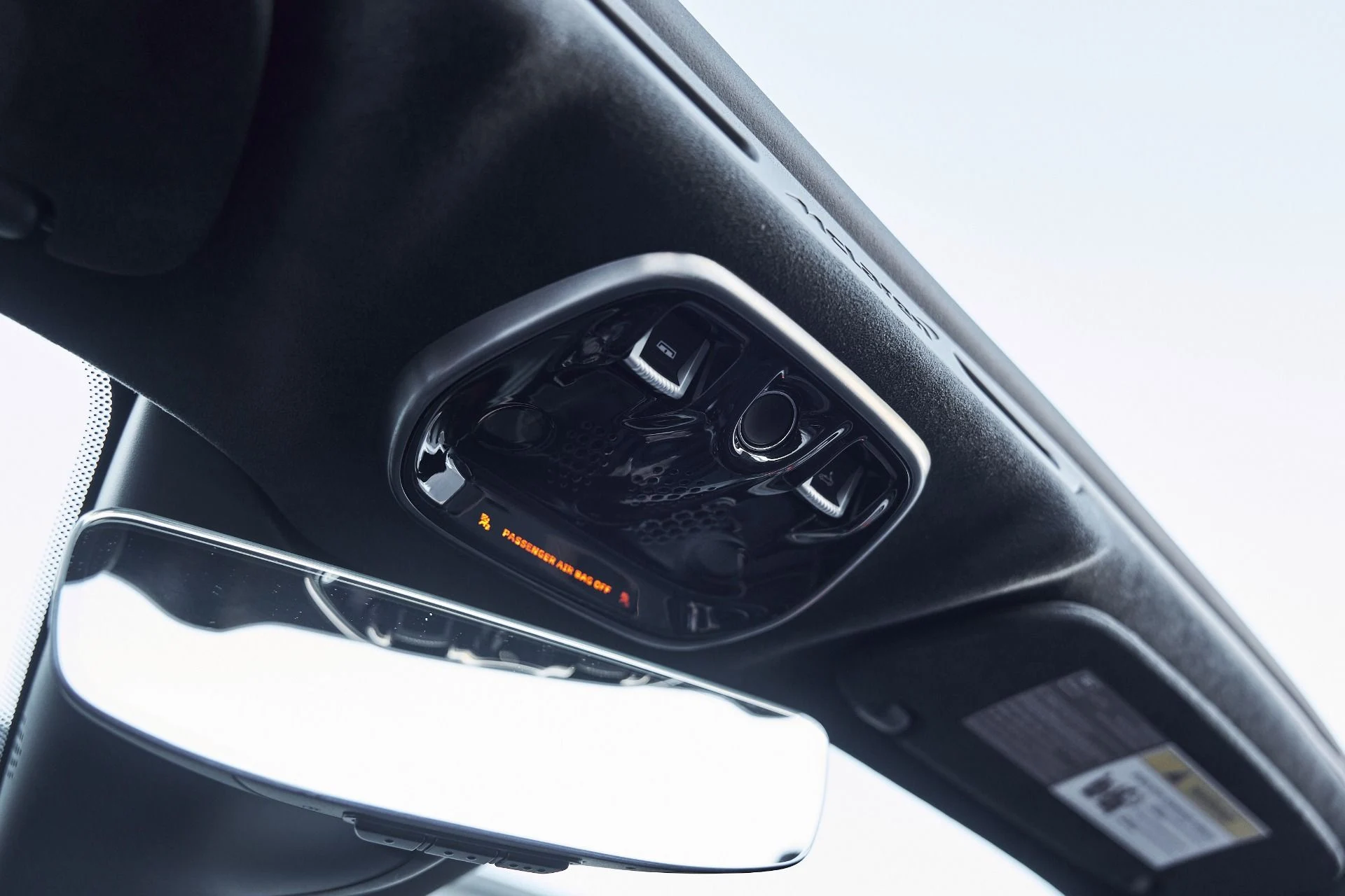 mph074_4261615024_Used_2025_Mc_Laren_Artura_Performance_1769481917_aa40809b6a