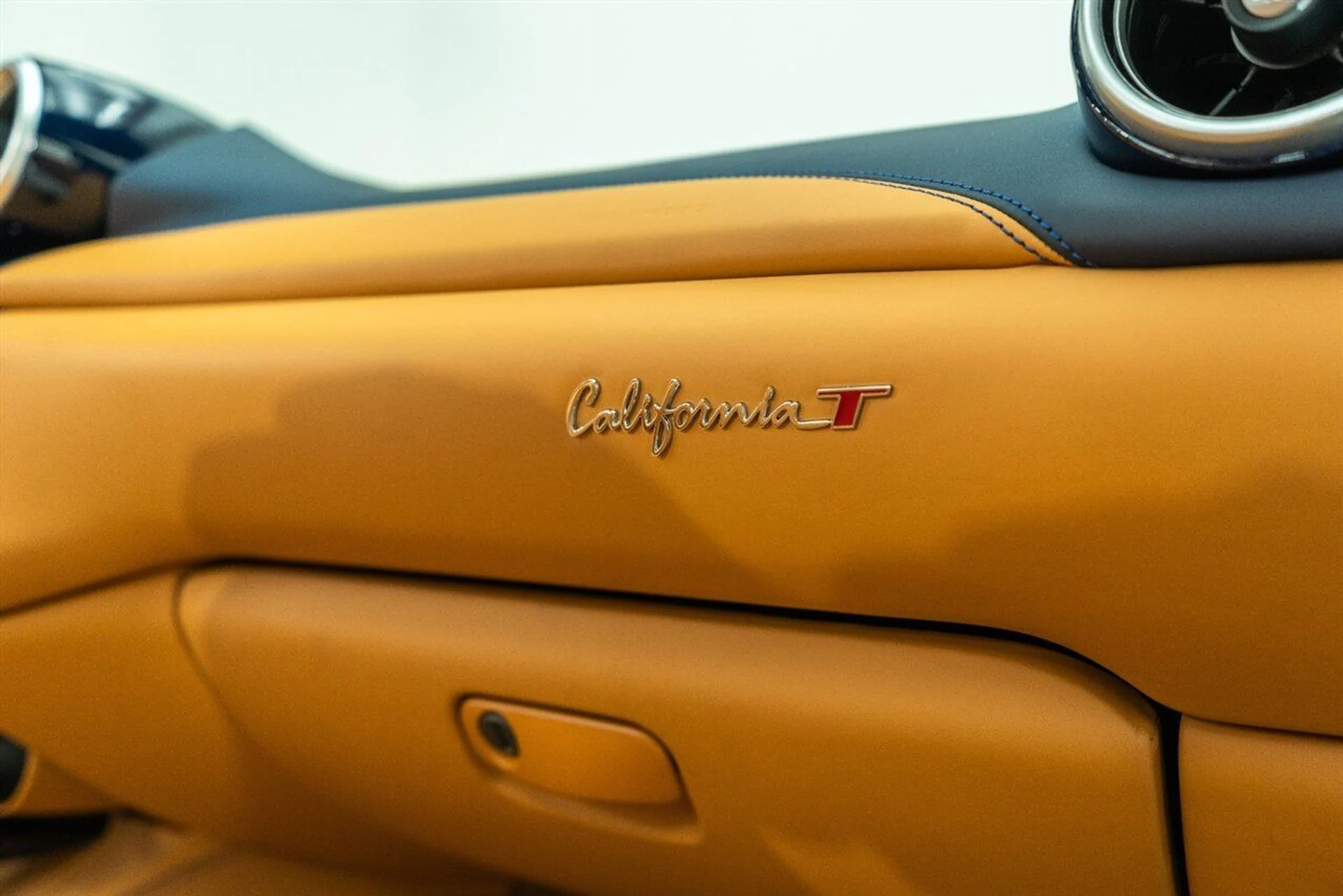 mph074_4264498297_b0ed2e152c_1280_905664e359