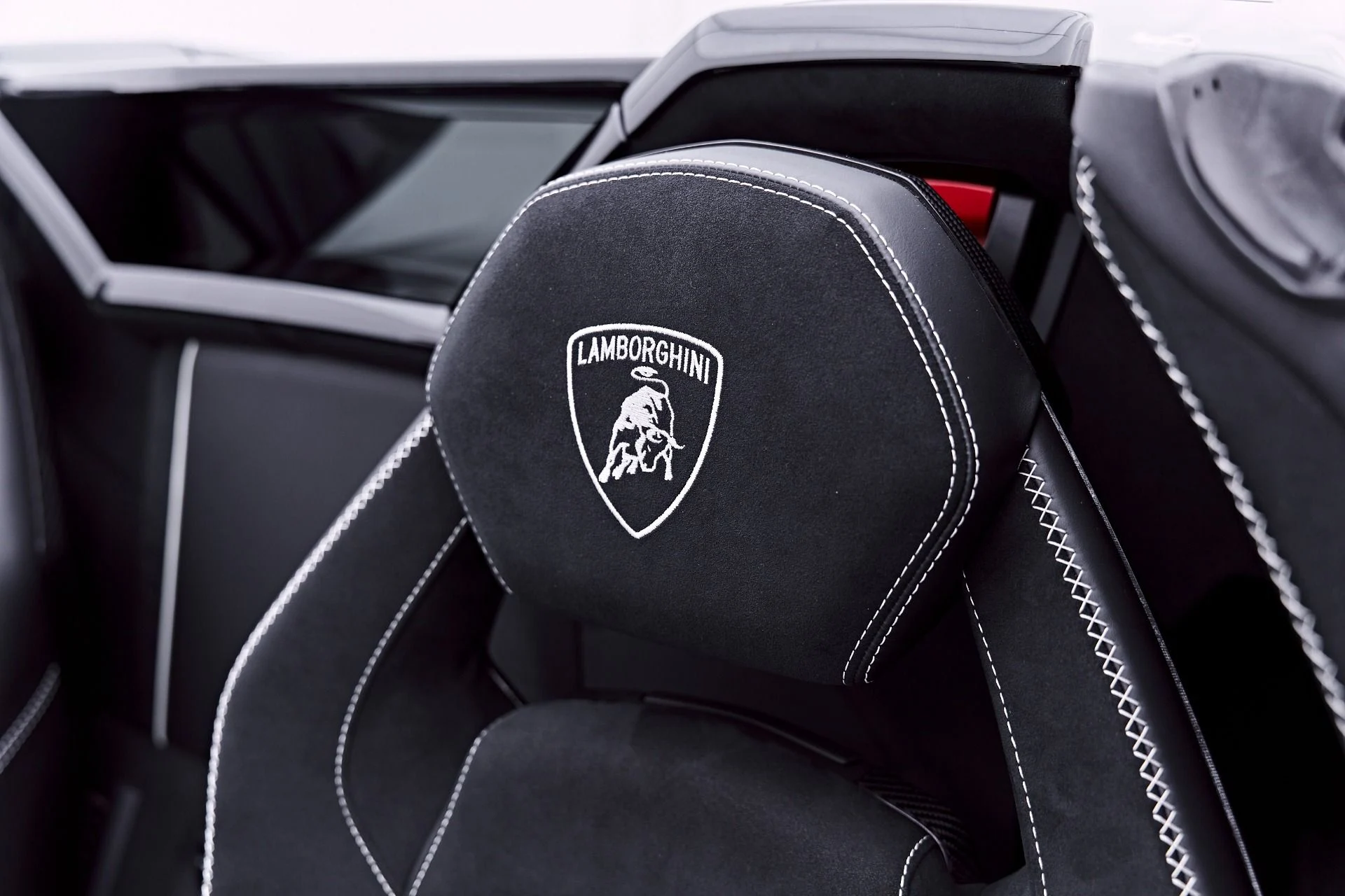 mph074_588070621_Used_2021_Lamborghini_Aventador_SVJ_Base_1784080274_90de8809f5