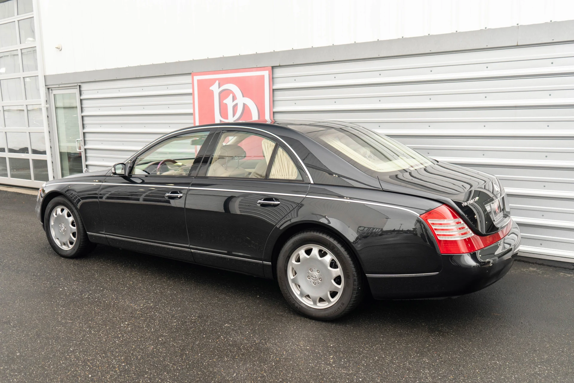 mph074_618009810_75_792f82174a