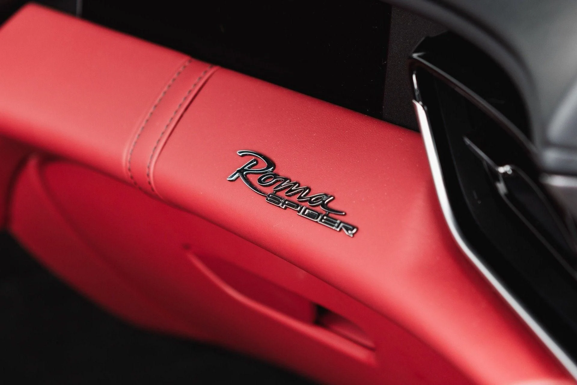 mph074_62998527_Used_2024_Ferrari_Roma_Spider_1777350180_7cd03cafca