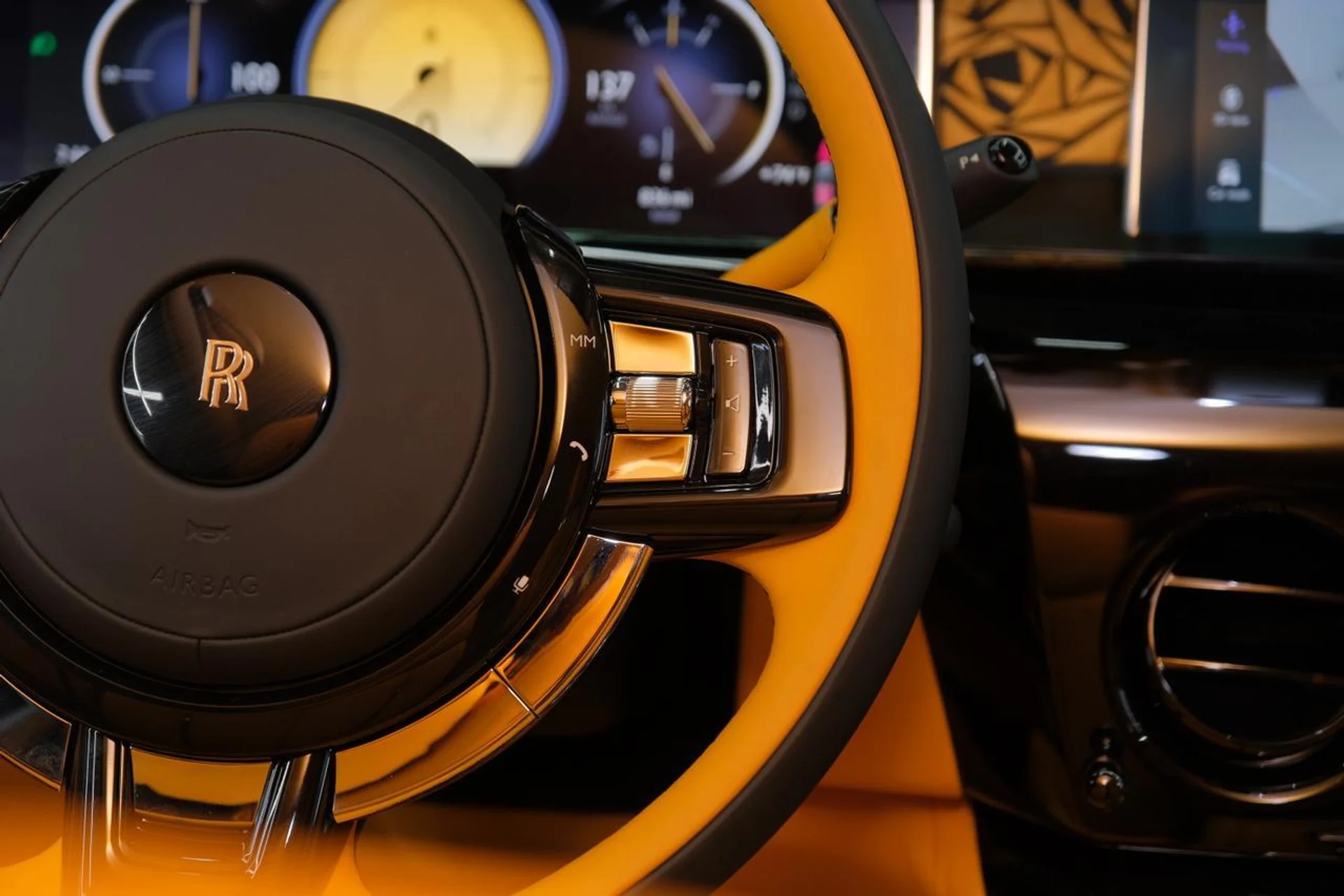 mph074_651940410_e8c14cc6caf136e9d1671b63d50db3e4_03842684fe