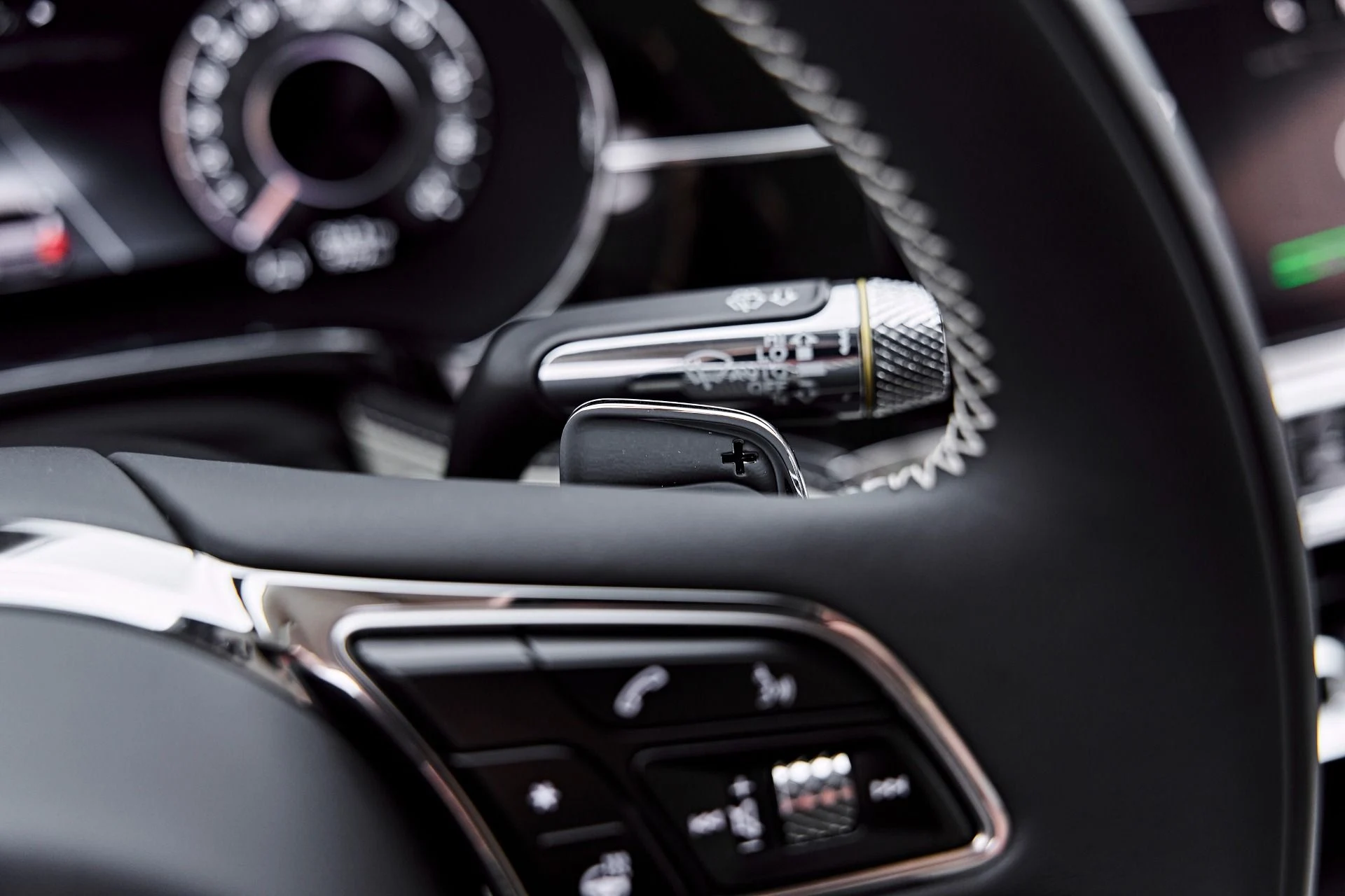mph074_659567258_Used_2025_Bentley_Flying_Spur_Speed_1786412296_a0ca43890d