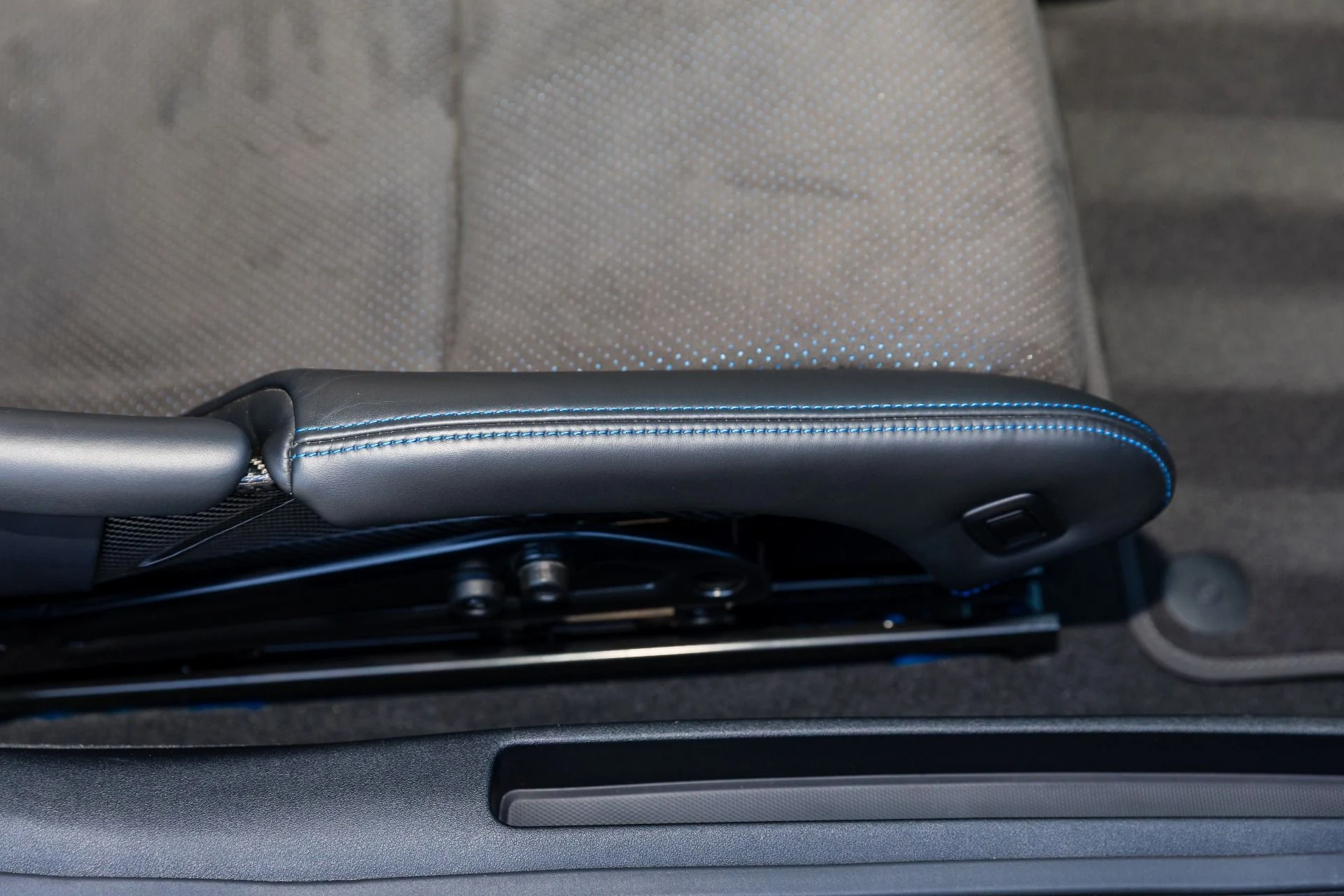 mph074_660217001_Used_2022_Porsche_911_GT_3_1769043467_30a394b695