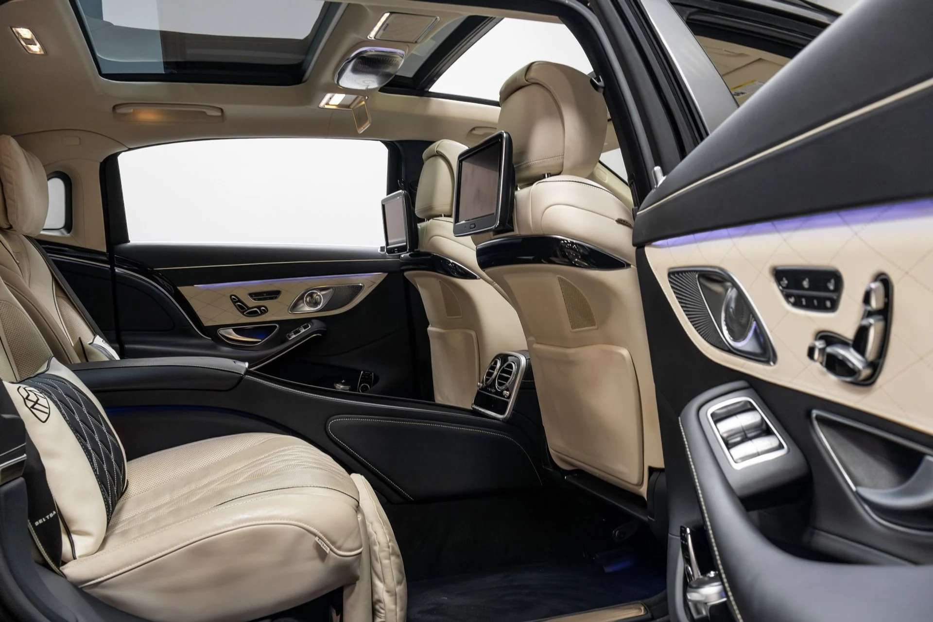 mph074_758779642_Used_2016_Mercedes_Benz_S_Class_Maybach_S_600_1763586066_6875ef4649