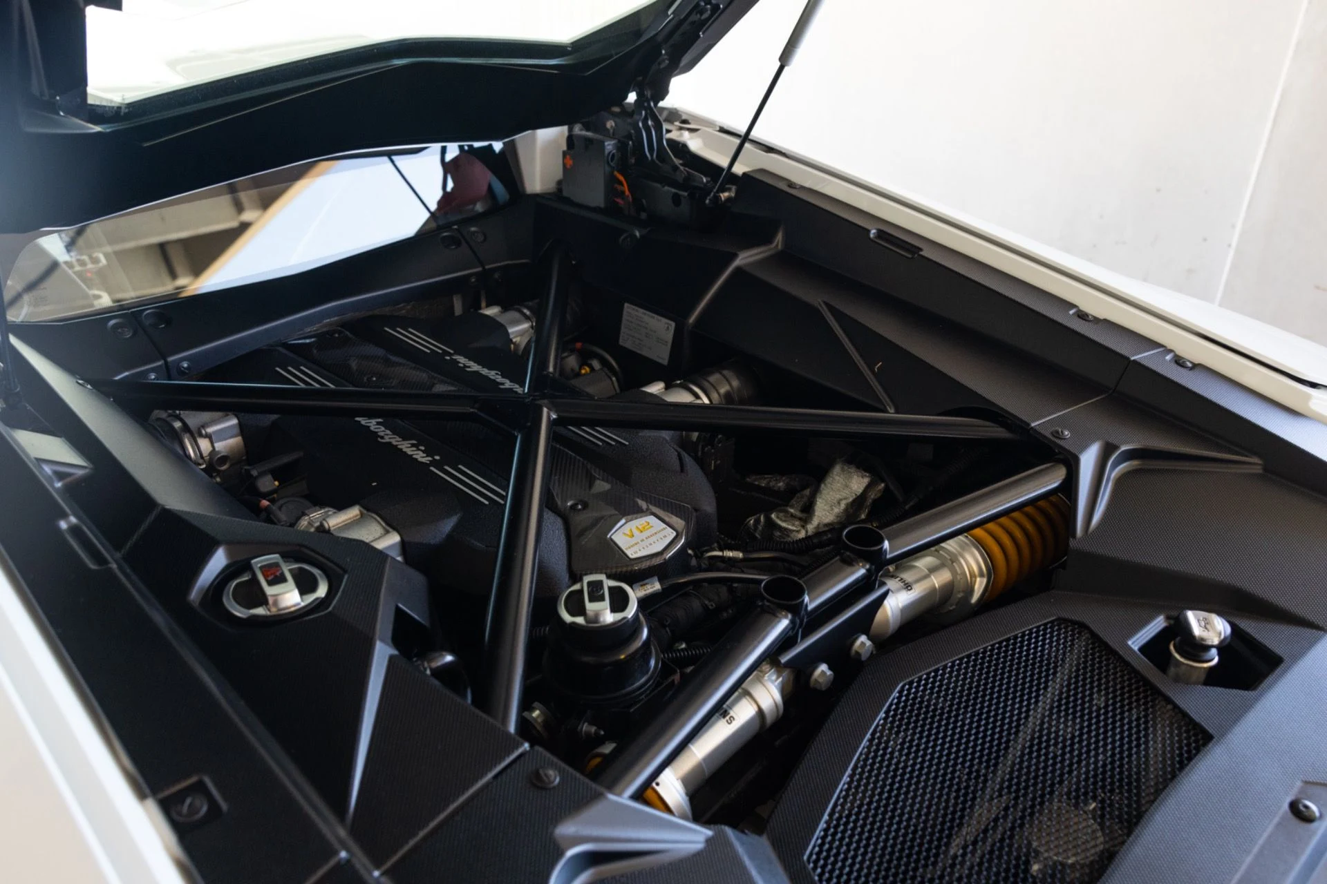 mph074_937974485_Used_2015_Lamborghini_Aventador_LP_700_4_1785451056_0d3fcaf488