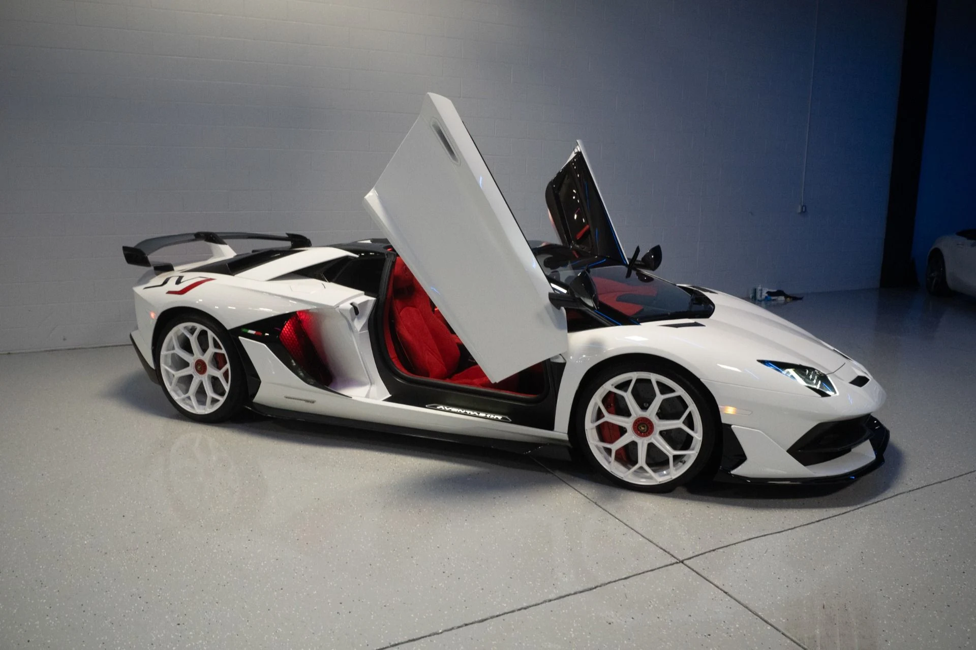 mph074_986771686_Used_2020_Lamborghini_Aventador_LP_770_4_SVJ_1784236778_15da560a8c
