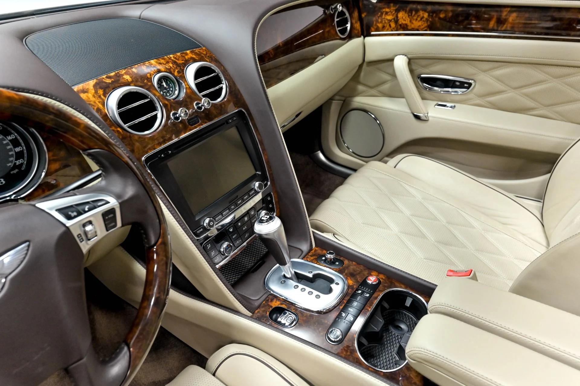 mph075_1094702429_Used_2015_Bentley_Flying_Spur_W12_1784214578_1a1f2cfc53
