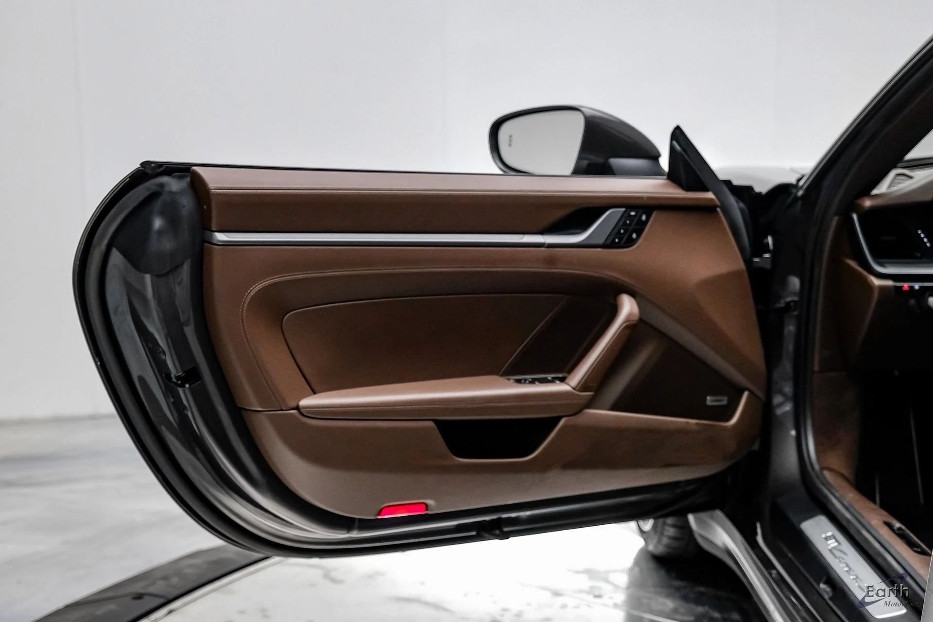 mph075_1210441643_fb5cb5c8ca77cfbff3af4096d81a6de8x_70e5e52b36