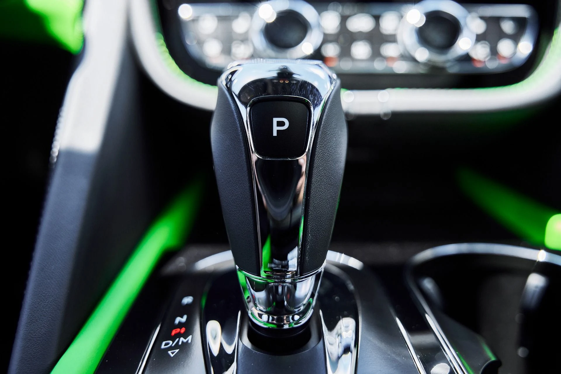 mph075_1306736468_Used_2025_Bentley_Bentayga_S_Black_Edition_1777750203_cf5bfd418f