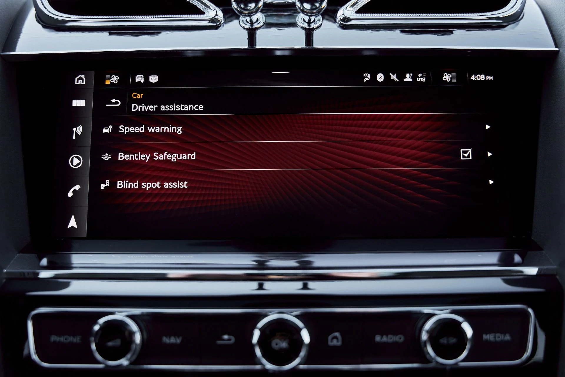 mph075_1332710851_Used_2022_Bentley_Bentayga_V8_1768246209_fef672e7c9