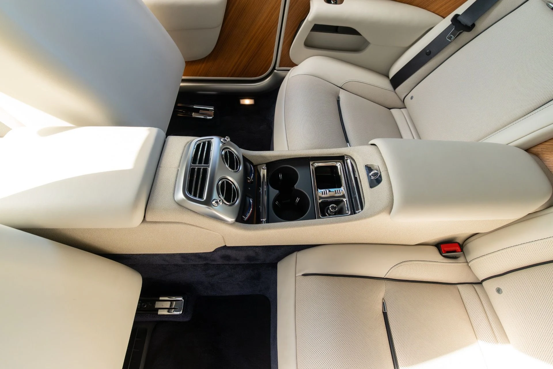 mph075_1372389731_Used_2016_Rolls_Royce_Wraith_1762887509_fa96b78796