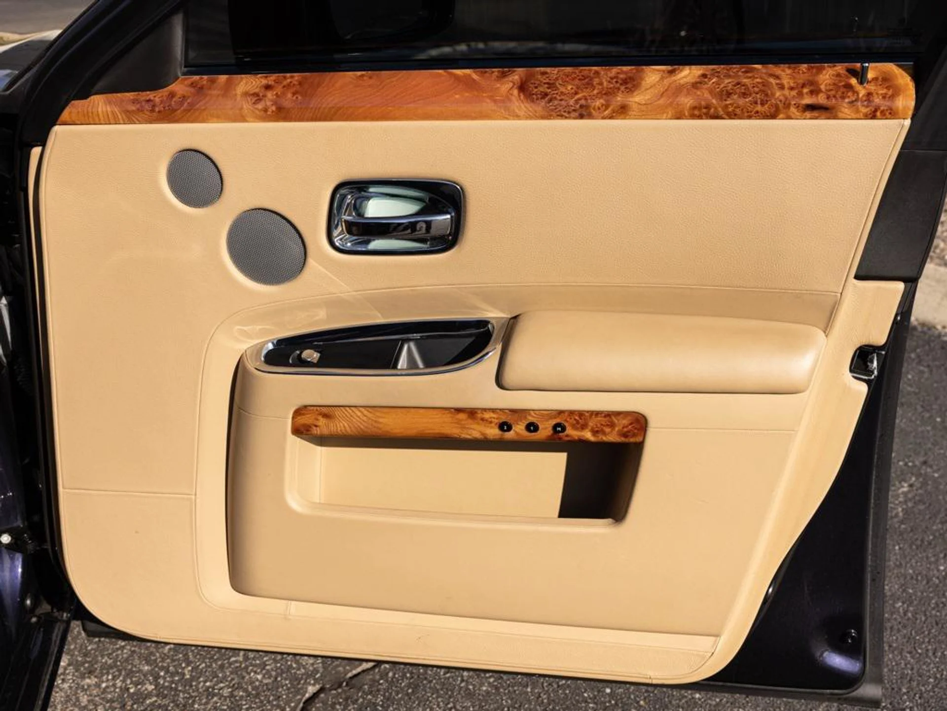 mph075_147047698_481787351_694423274f23a11bfcaf5574_649c084663