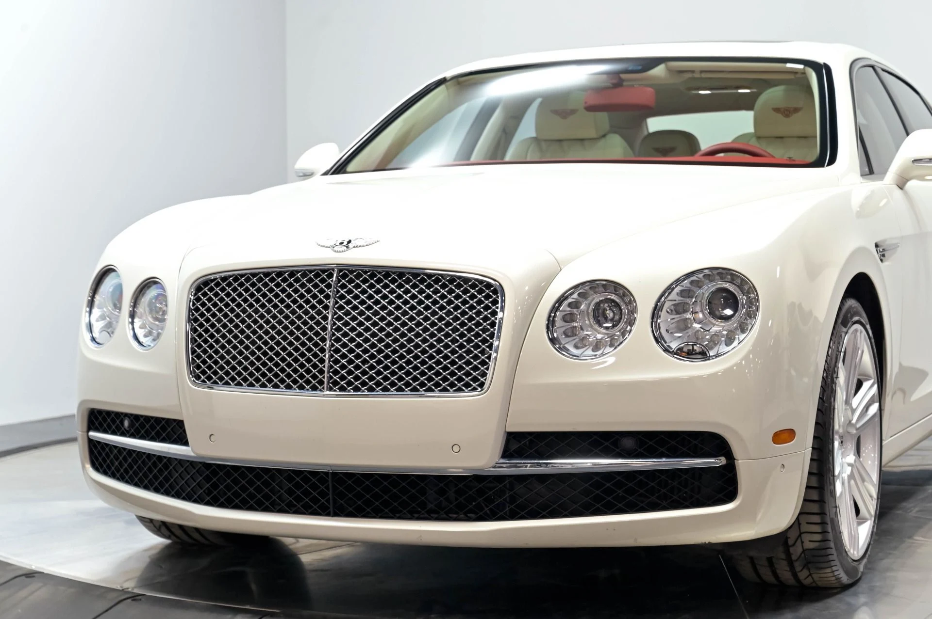 mph075_170888008_Used_2016_Bentley_Flying_Spur_W12_1779838751_81287dabdc
