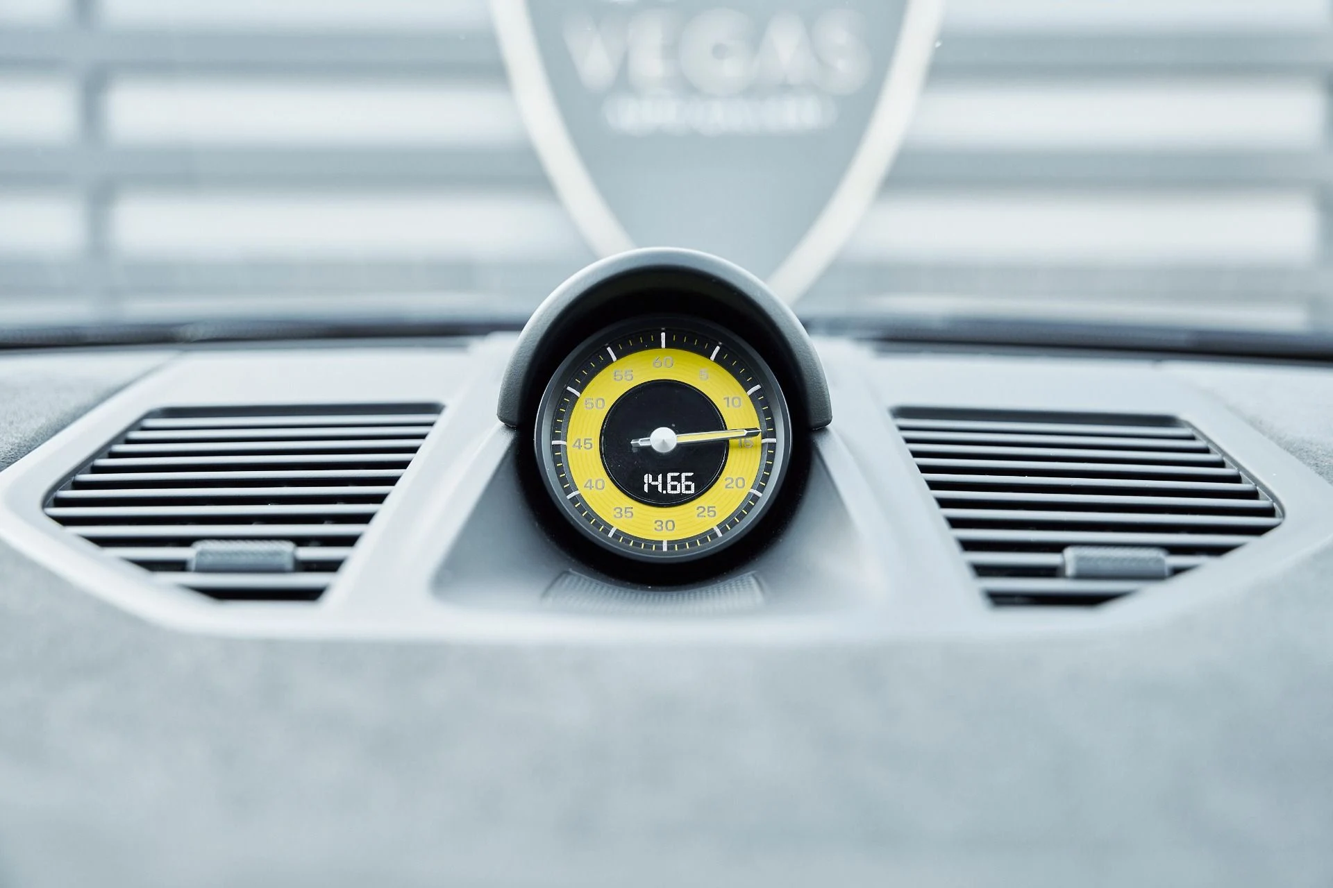 mph075_1763725647_Used_2024_Porsche_911_GT_3_RS_1766112869_a057907ca0