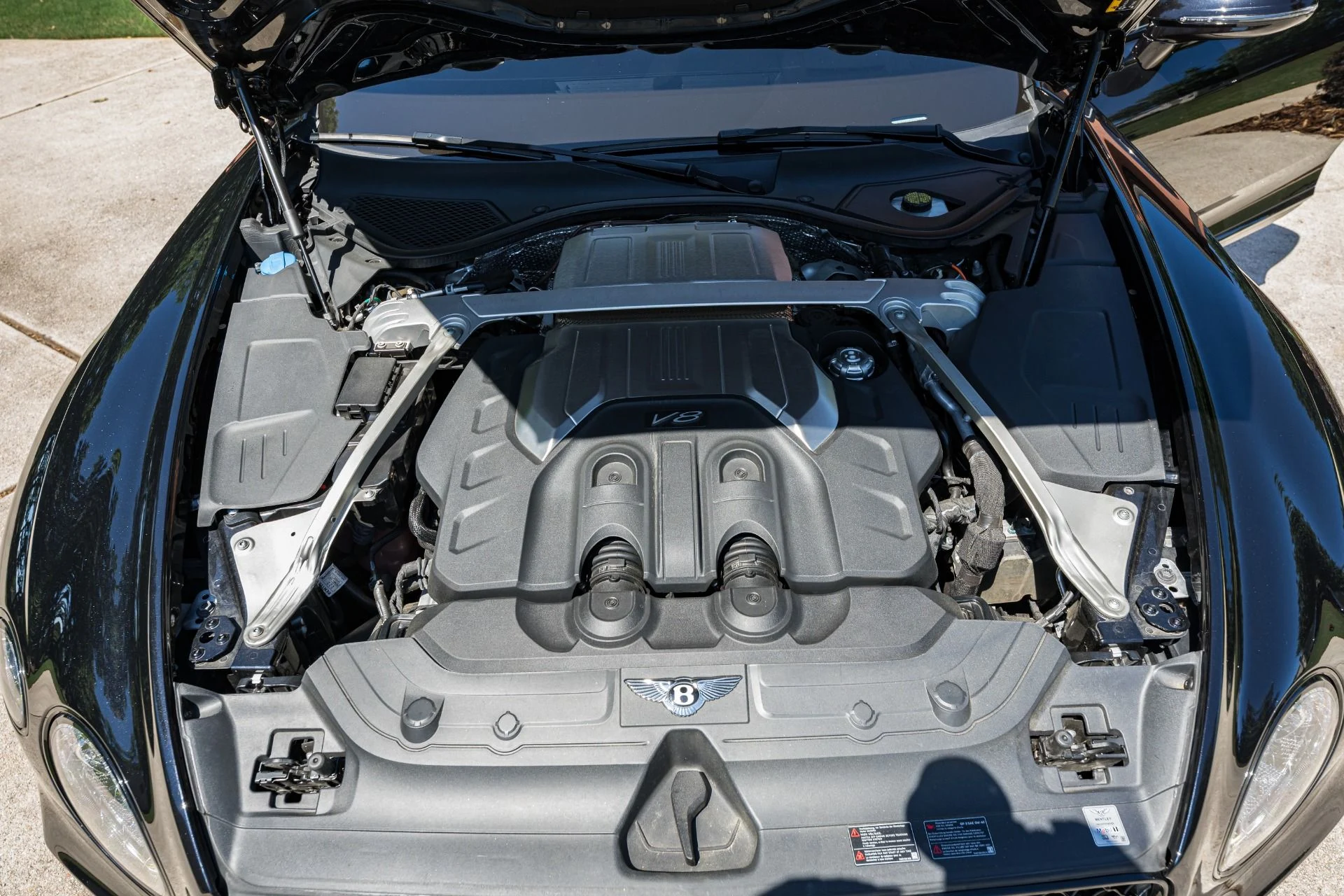 mph075_1775181097_Used_2020_Bentley_Continental_GTC_V8_1779124881_3489ee3a0e