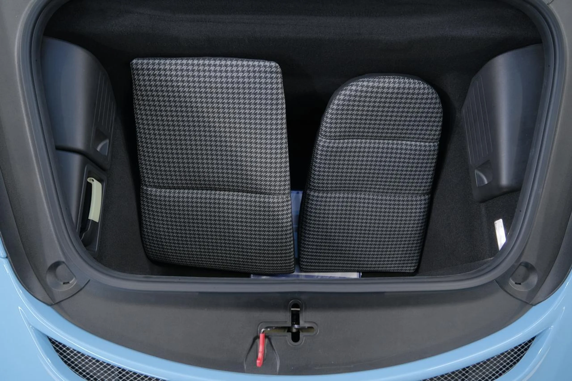 mph075_1805468194_38afa322968ddc932db86fc761f37350_735ea3e455