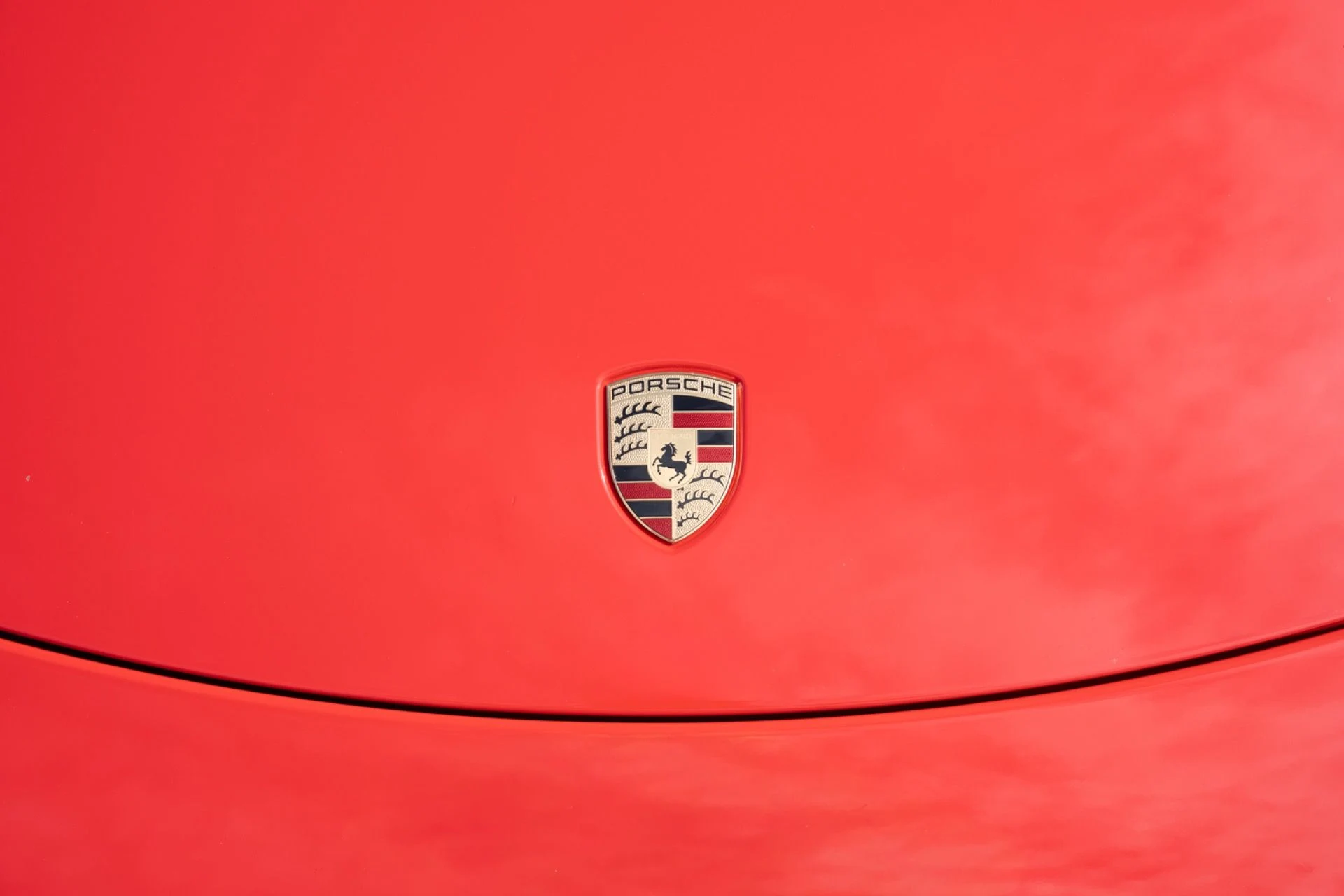 mph075_1870815483_Used_2019_Porsche_911_Carrera_4_GTS_1780346727_a3bcacaa27
