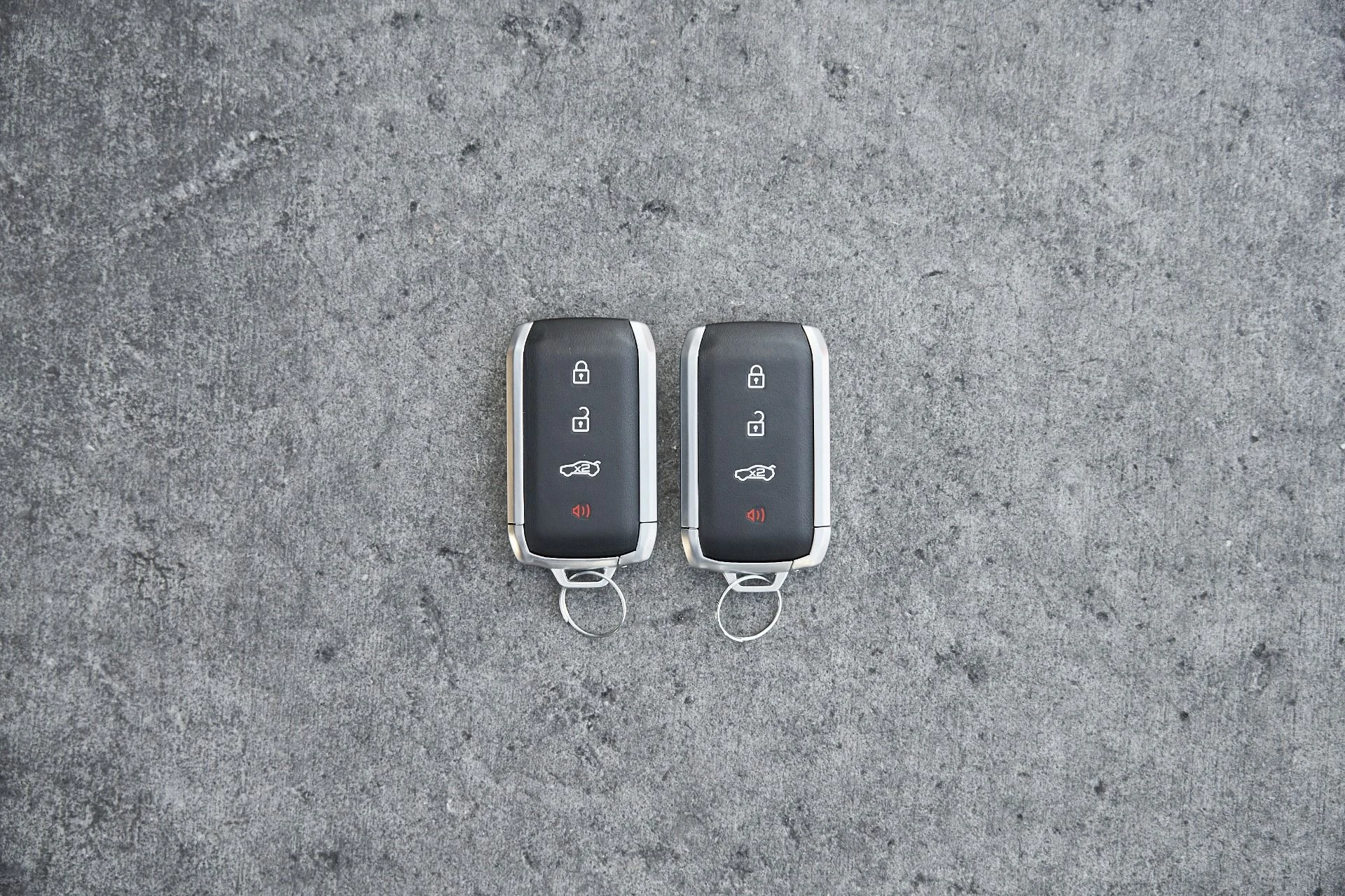 mph075_1892037378_Used_2023_Maserati_MC_20_Cielo_1761946982_8bb4836716