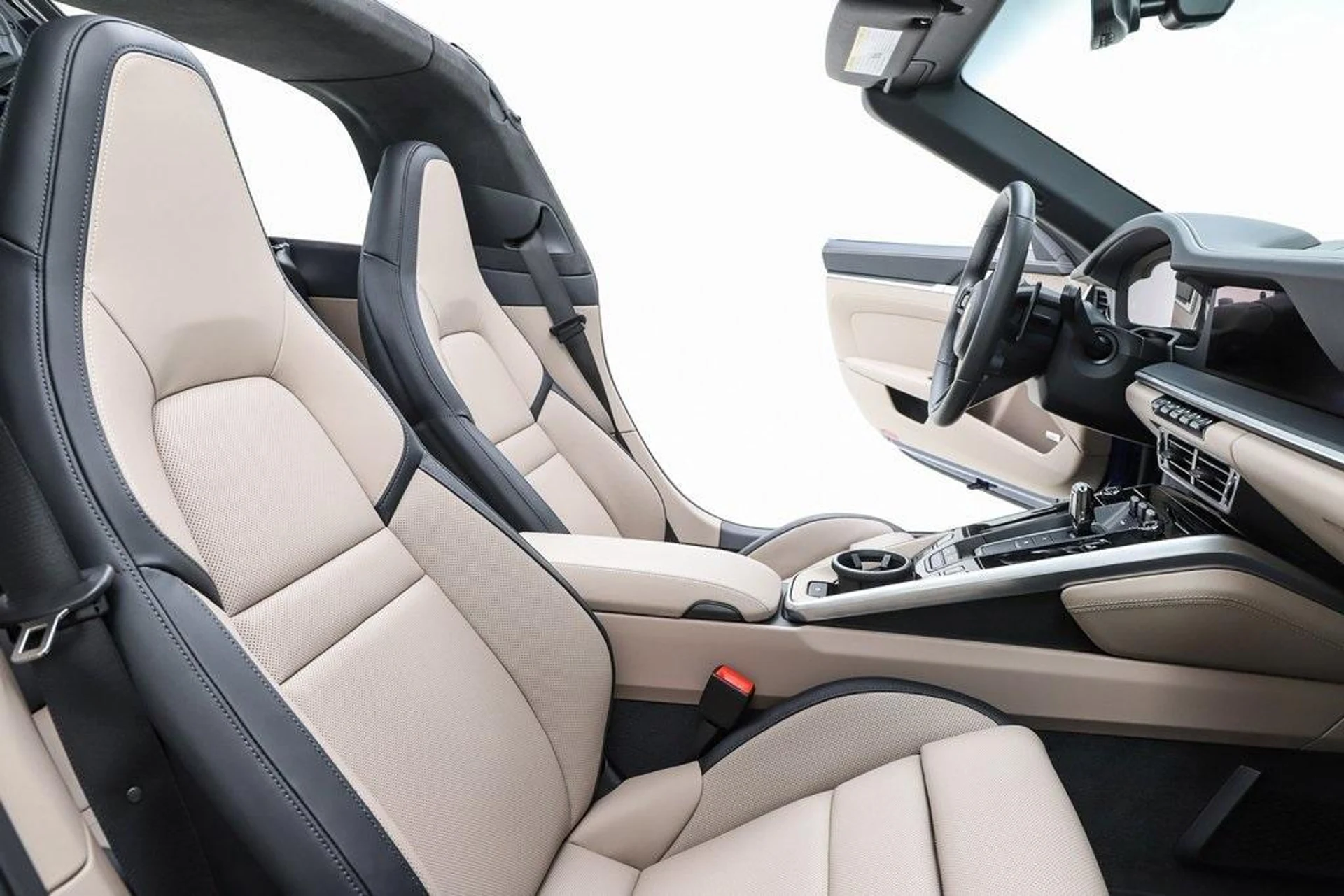 mph075_1898167202_UG_w3_Aor1dbbco_Pbfy_N16_GS_Bp_Fs_212fdc2a9e