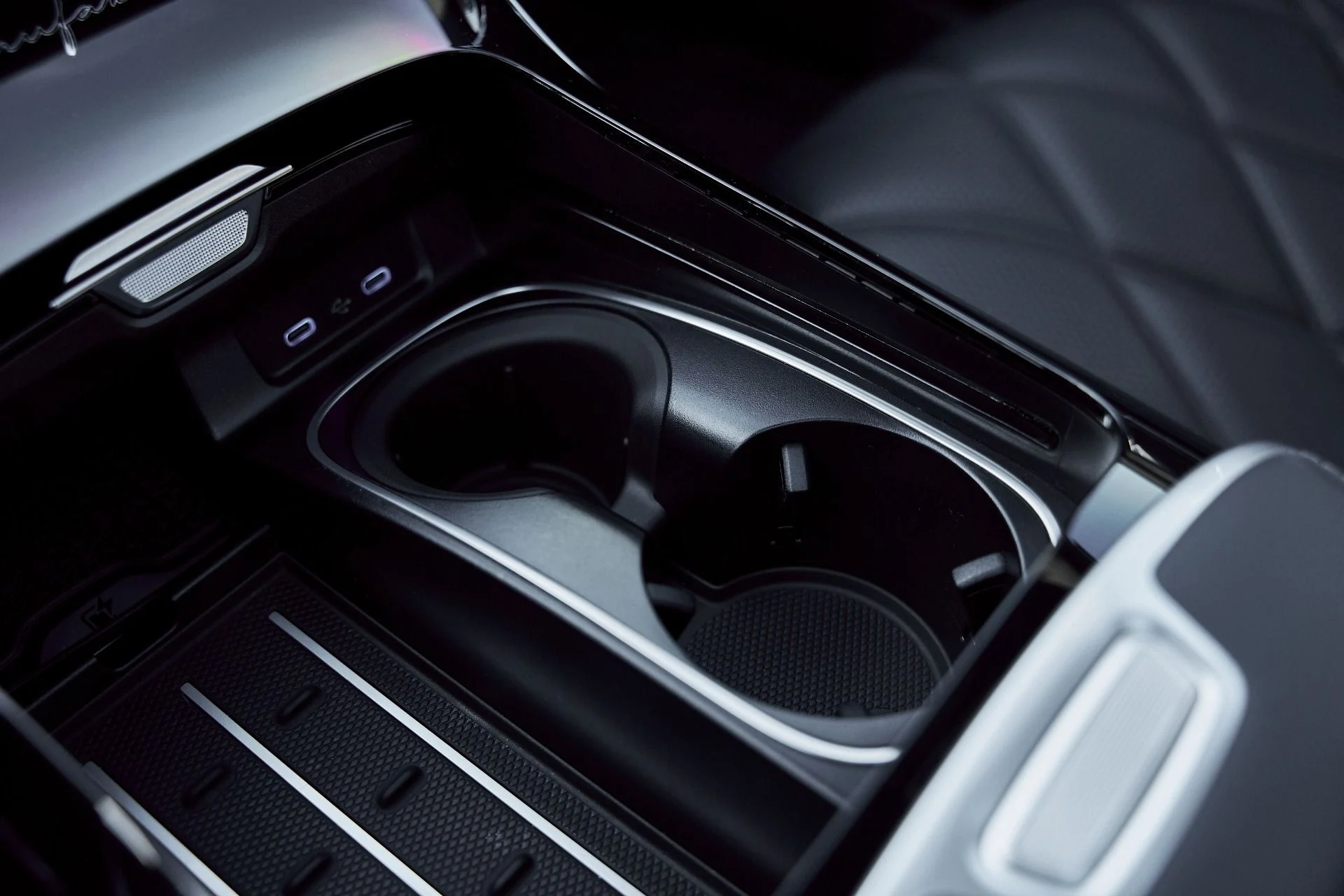 mph075_190070719_Used_2023_Mercedes_Benz_S_Class_Maybach_S_680_1769804085_94388a0001