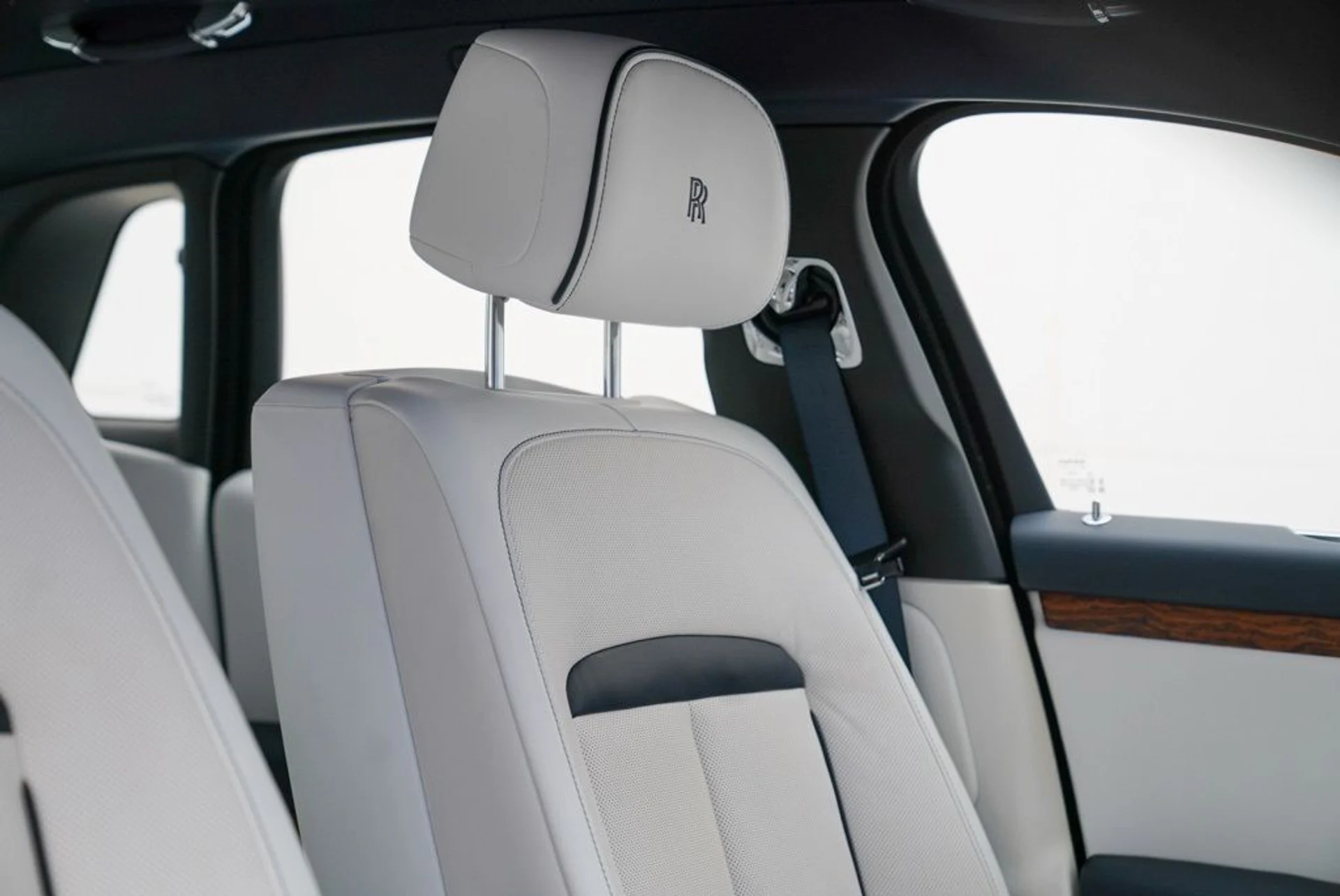 mph075_2066114129_p51vqb8e375skdwbdxrv7ja5fun3_496ce88fdc