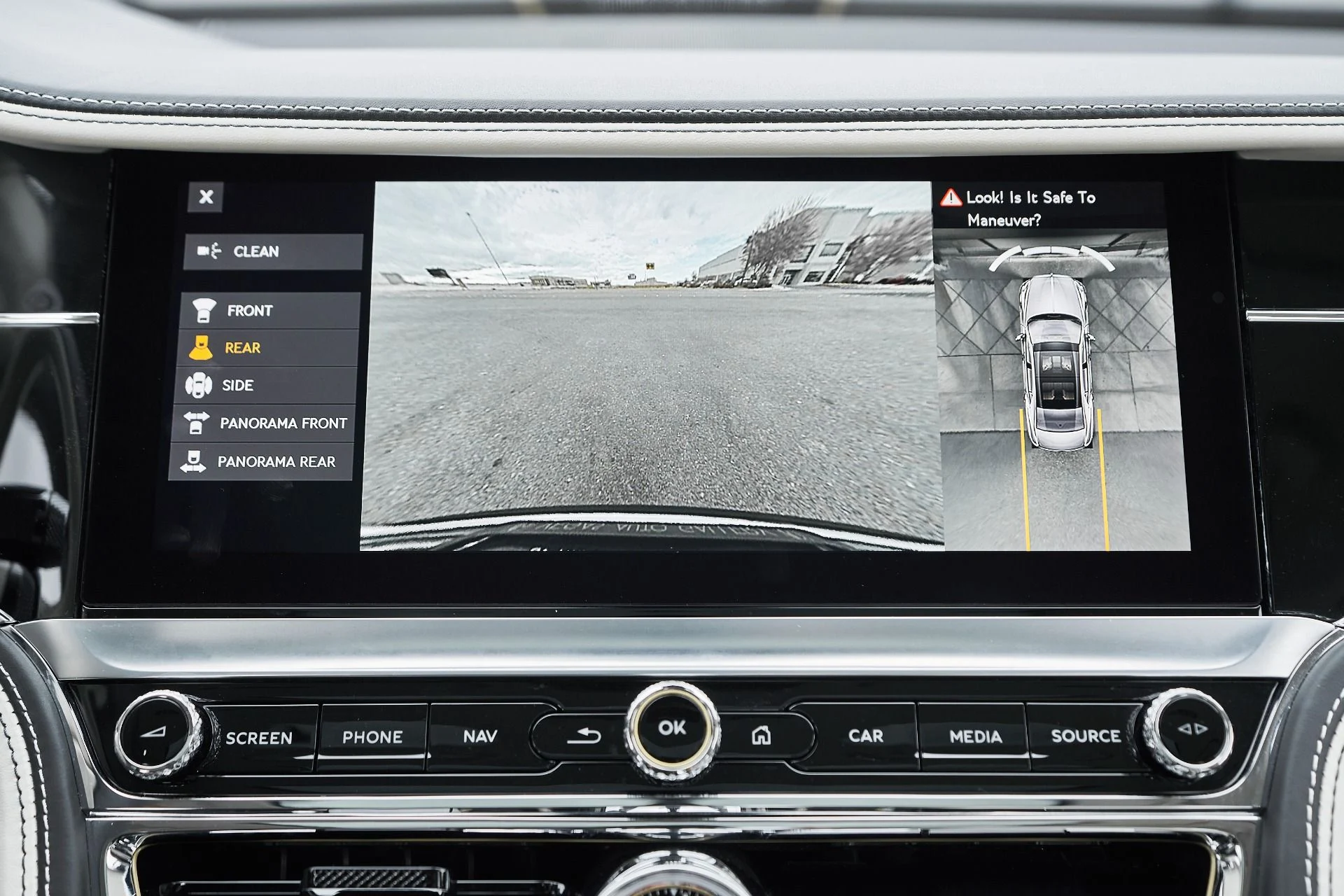 mph075_2076922771_Used_2022_Bentley_Flying_Spur_V8_1763502880_ff8be048f5