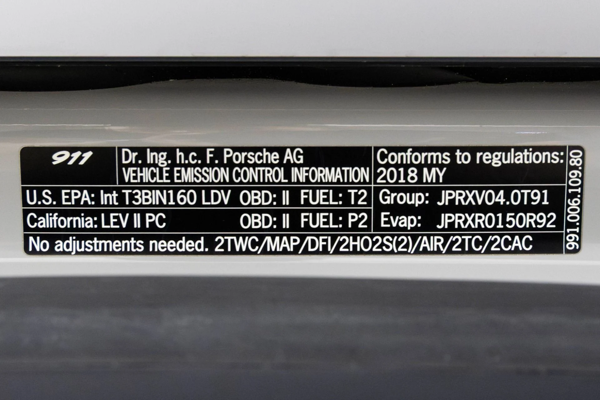mph075_221342353_Used_2018_Porsche_911_GT_2_RS_1762984515_e0488de22c