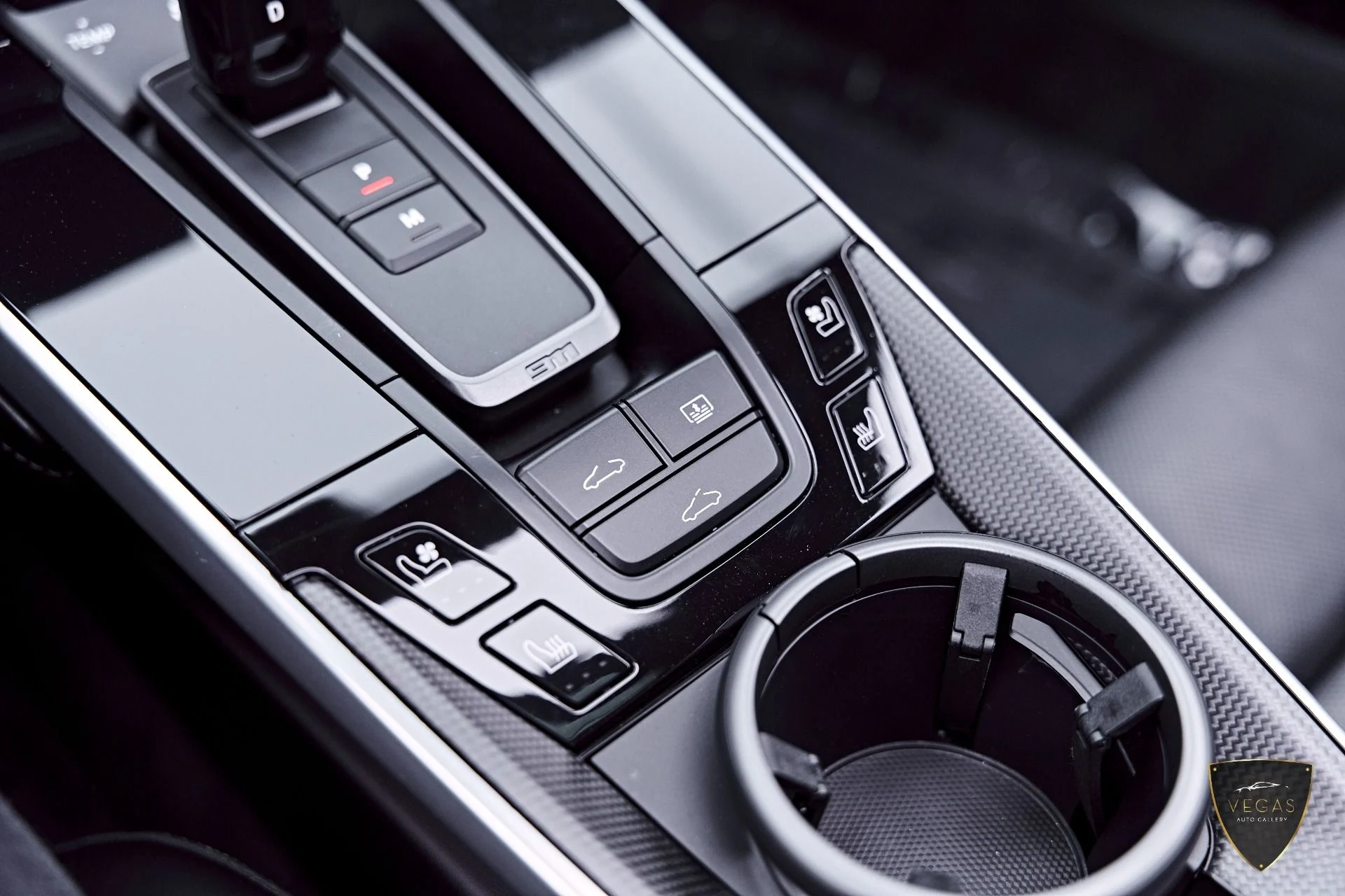 mph075_2213627409_Used_2022_Porsche_911_Turbo_S_1782757607_c8bdc083c7